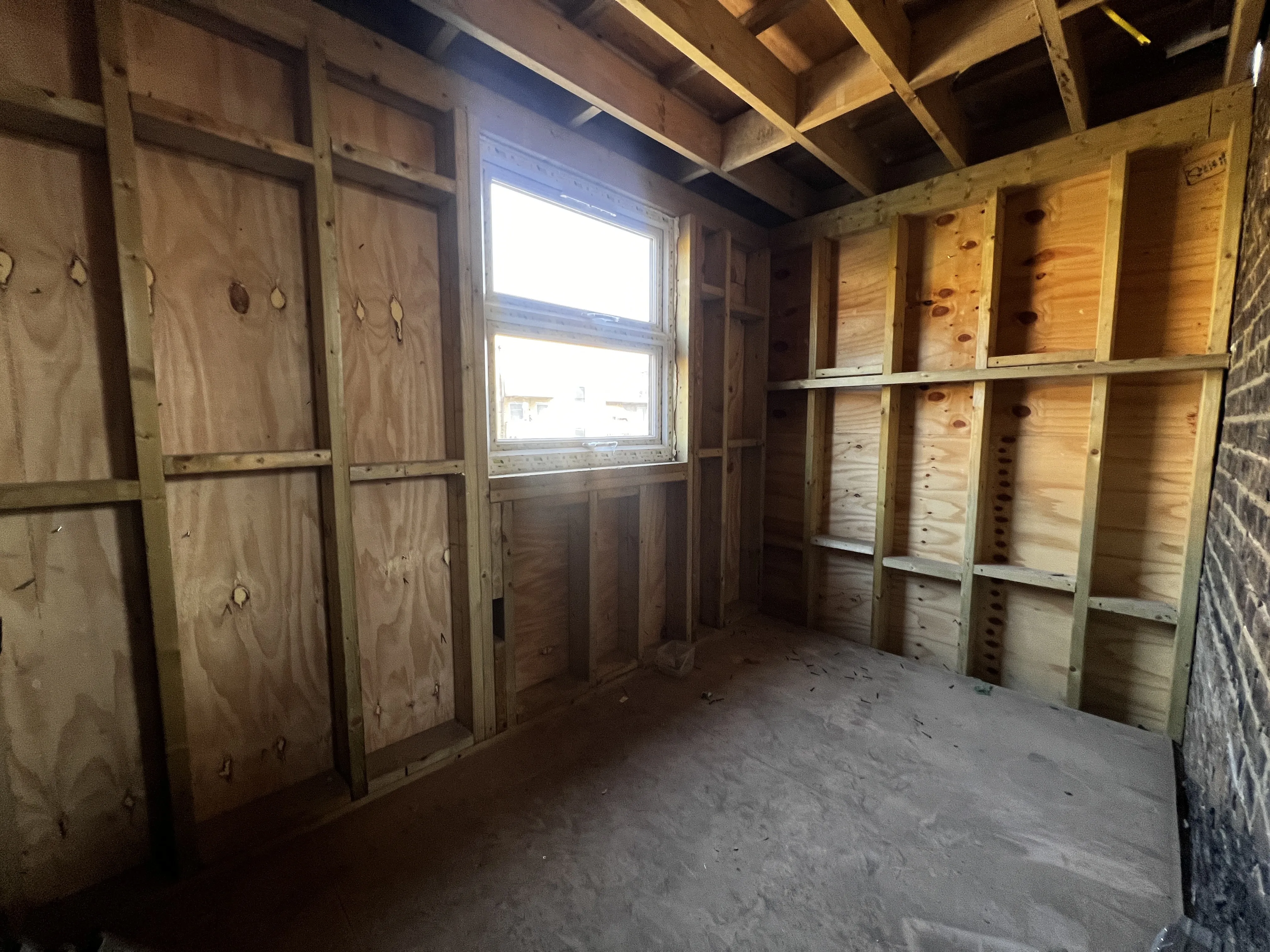 VACANT - Freehold Building with Planning Permission