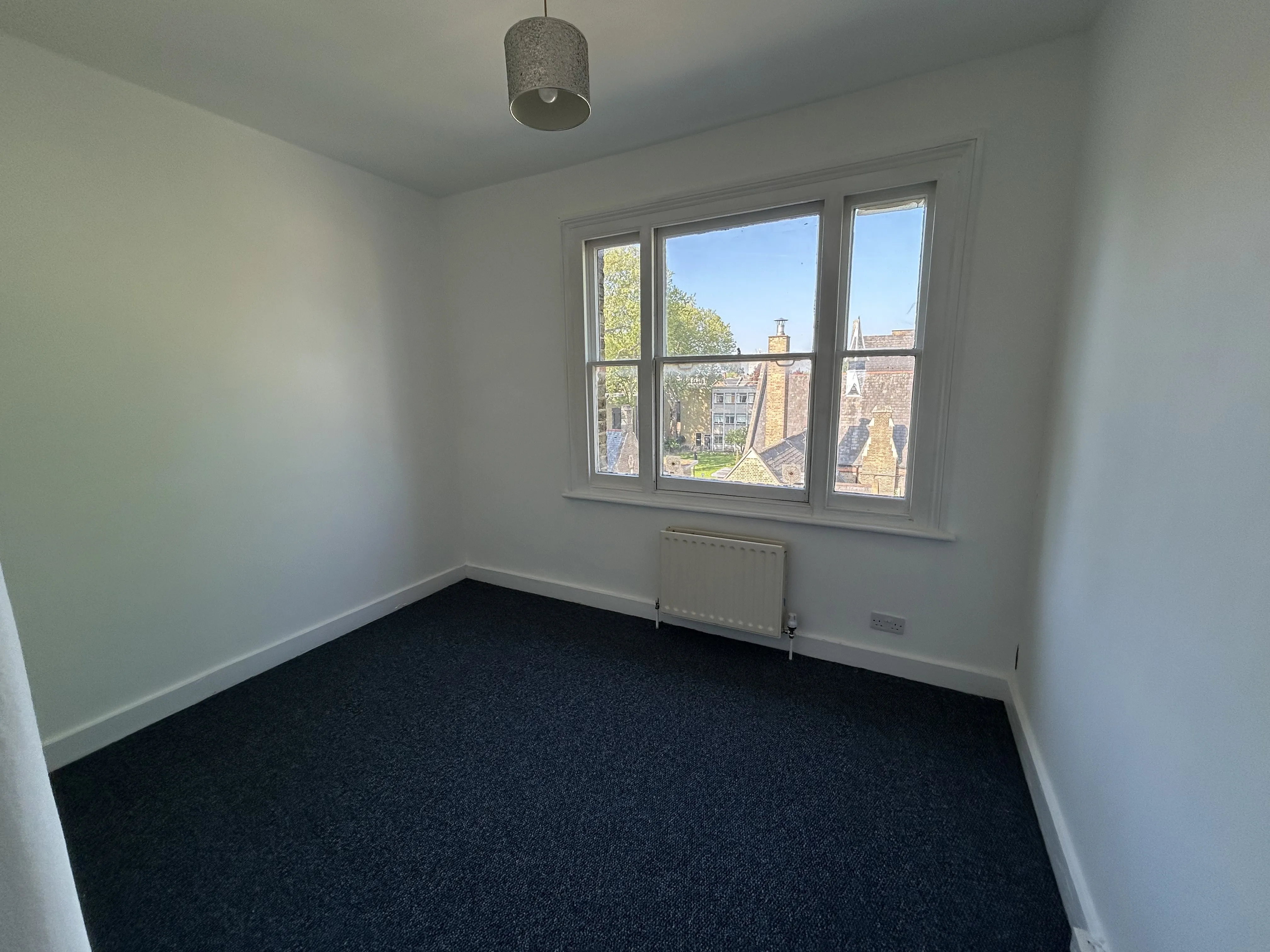 VACANT - Leasehold Self Contained Flat 