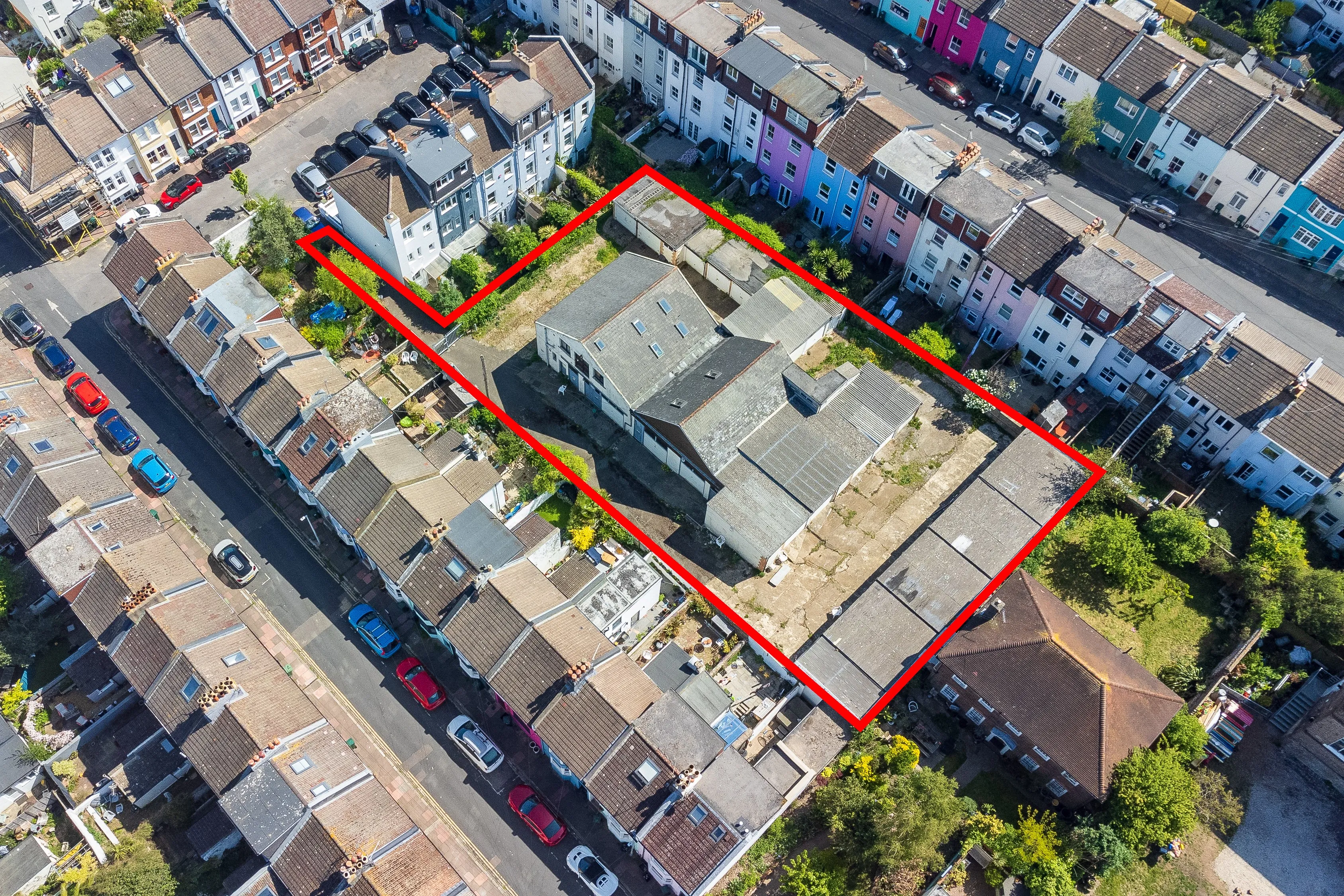 VACANT - Well Located Freehold Site with Planning