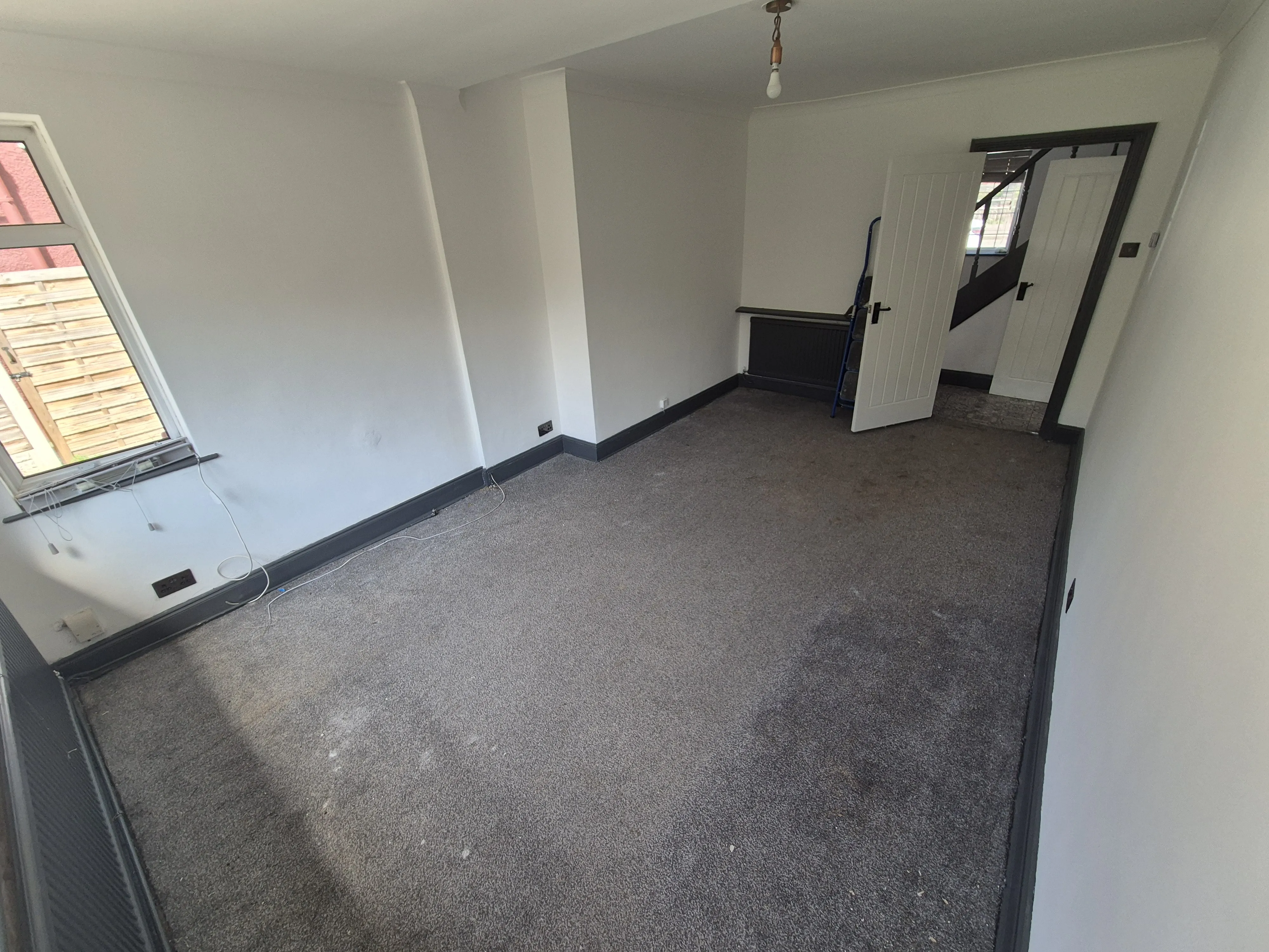 VACANT - Freehold Detached Building