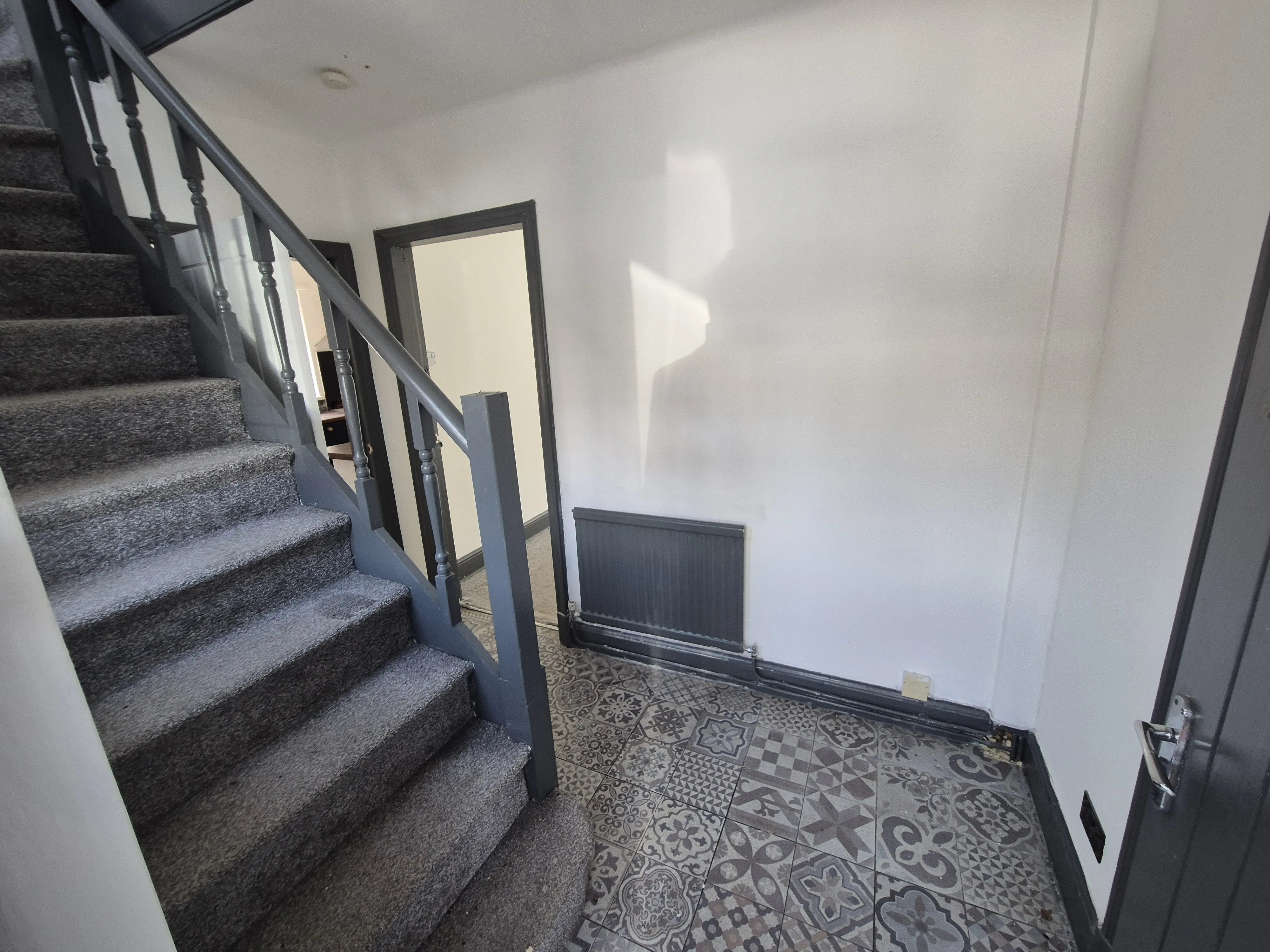 VACANT - Freehold Detached Building