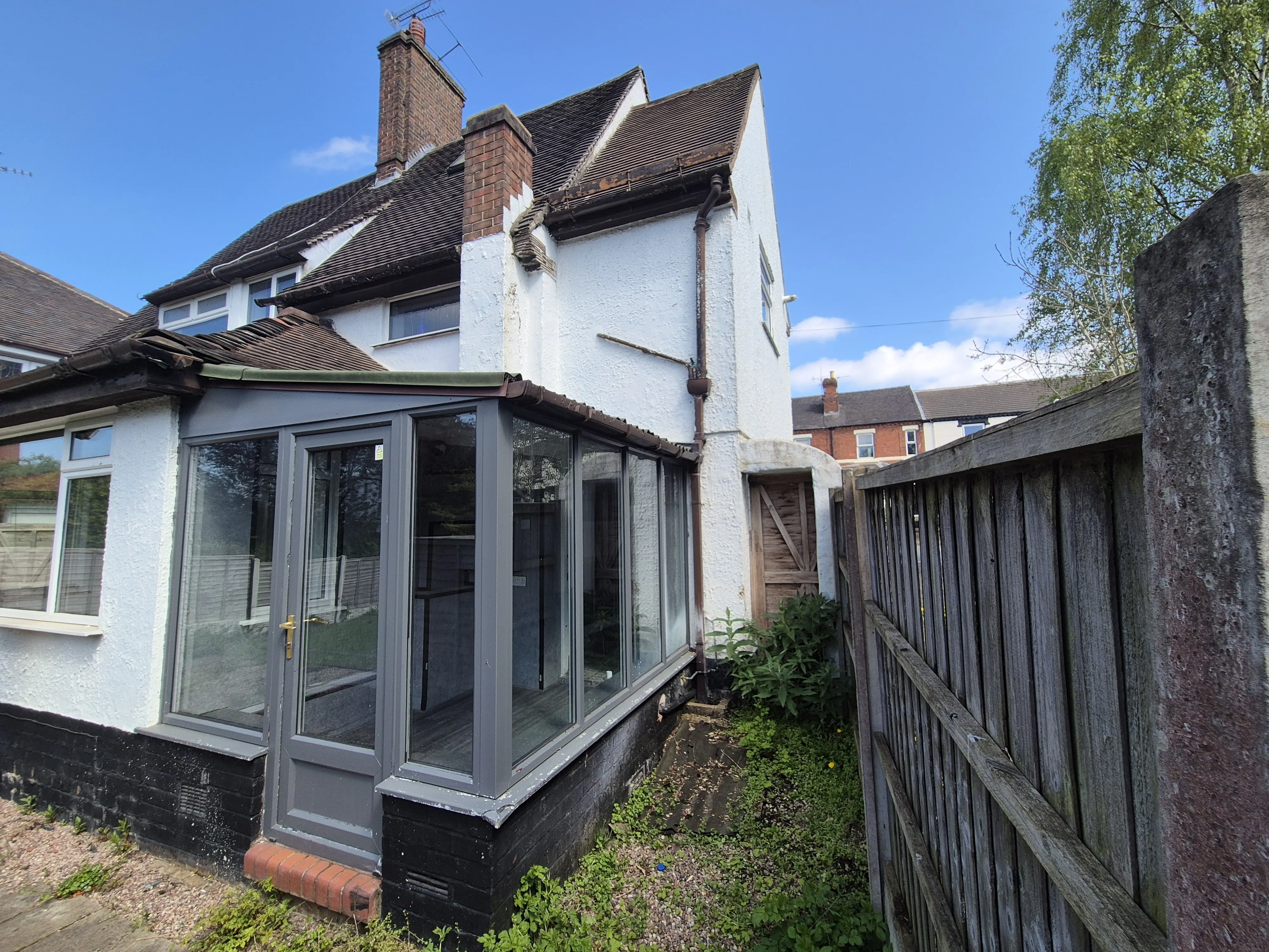 VACANT - Freehold Detached Building