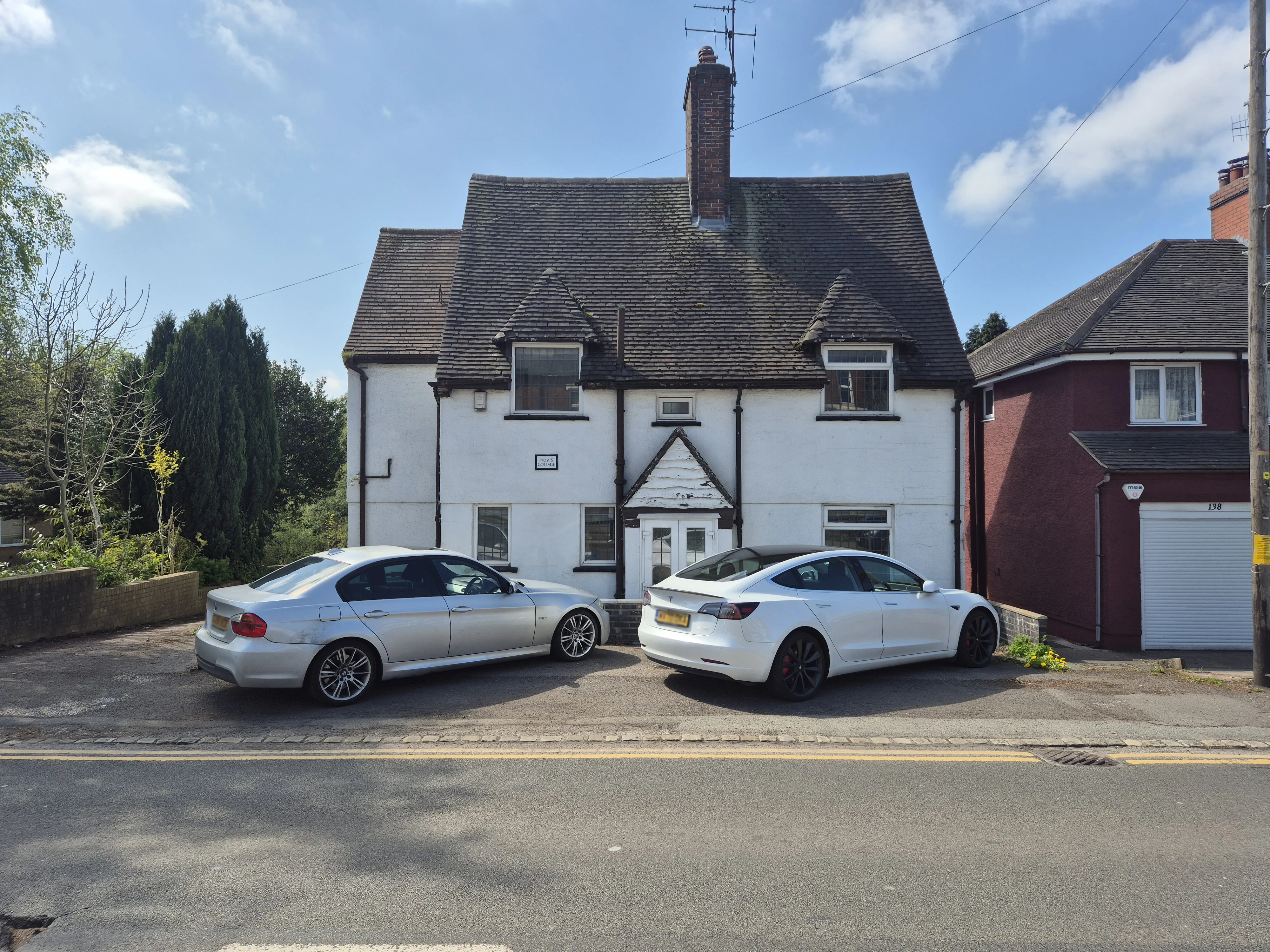 VACANT - Freehold Detached Building