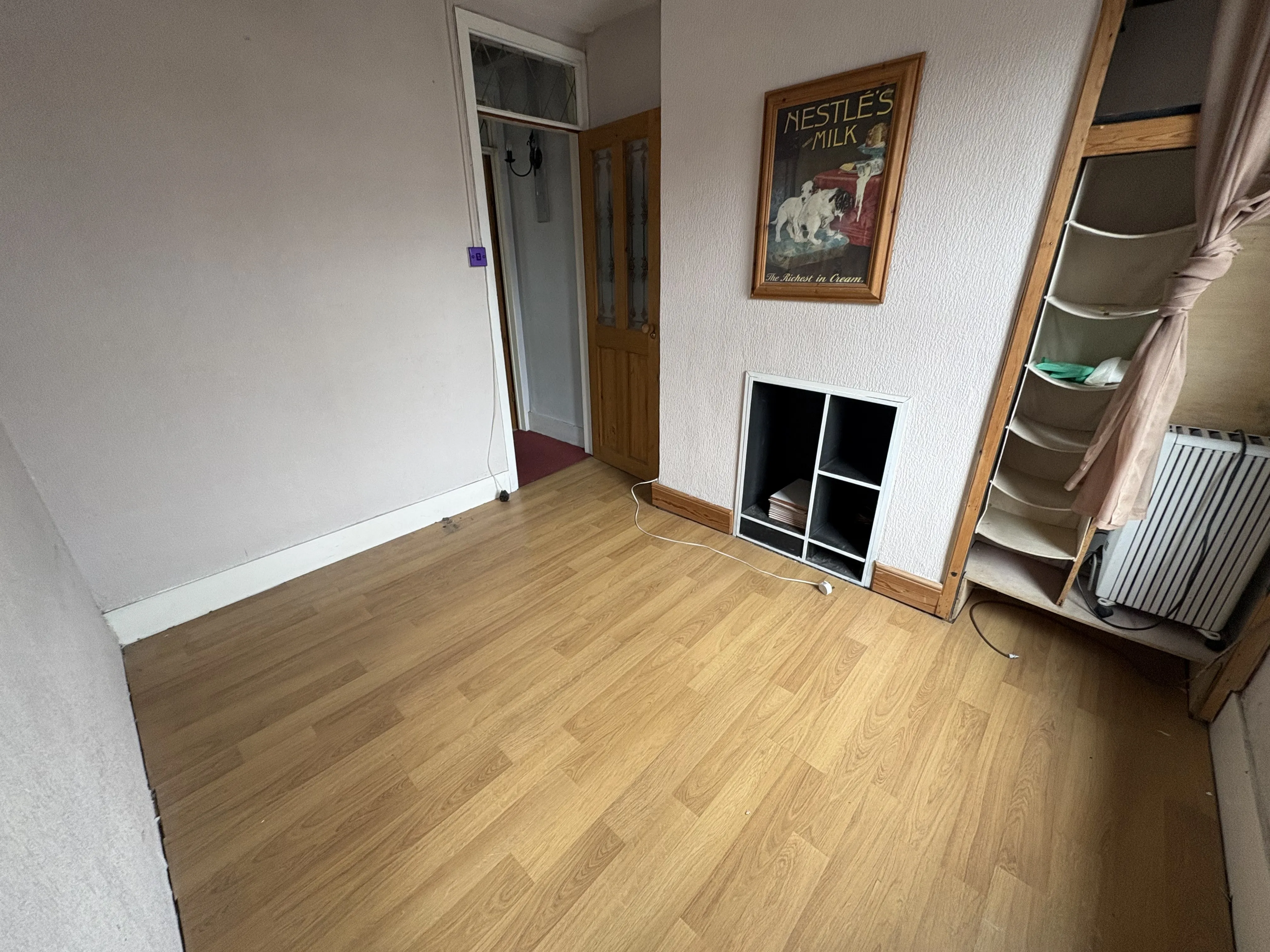 VACANT - Freehold Mid Terrace House