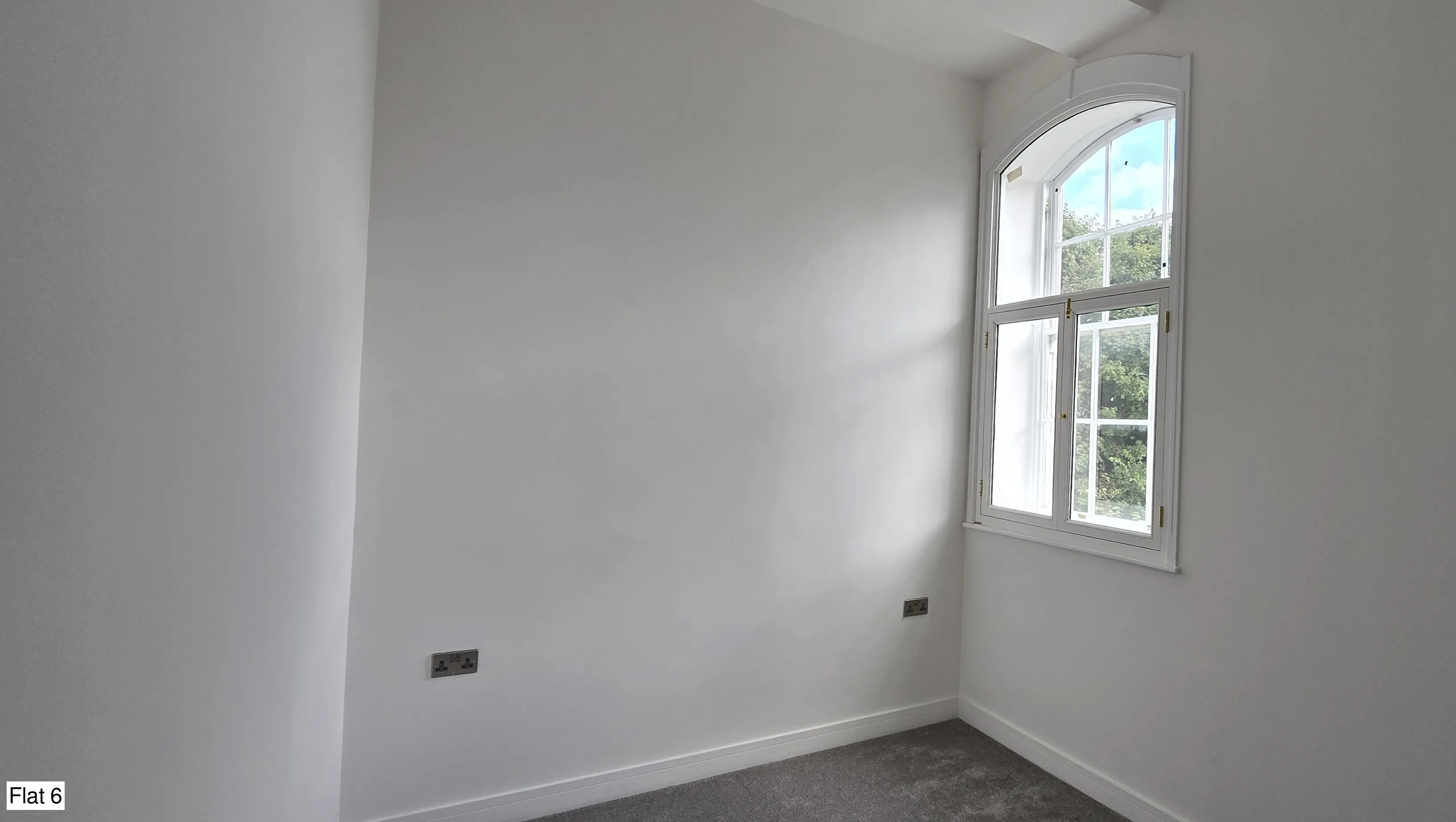 INVESTMENT - Freehold Detached Block of Flats 