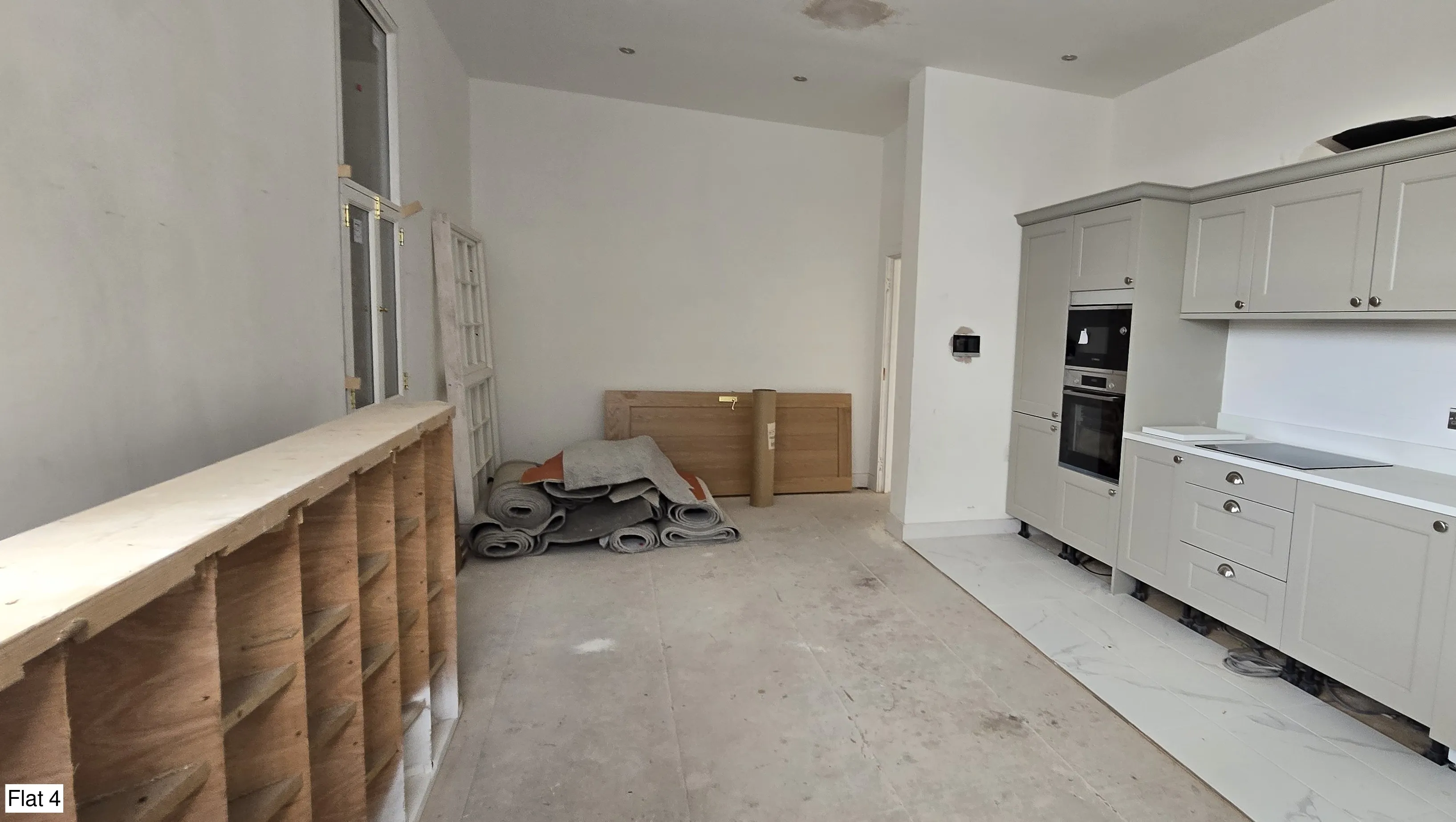 INVESTMENT - Freehold Detached Block of Flats 