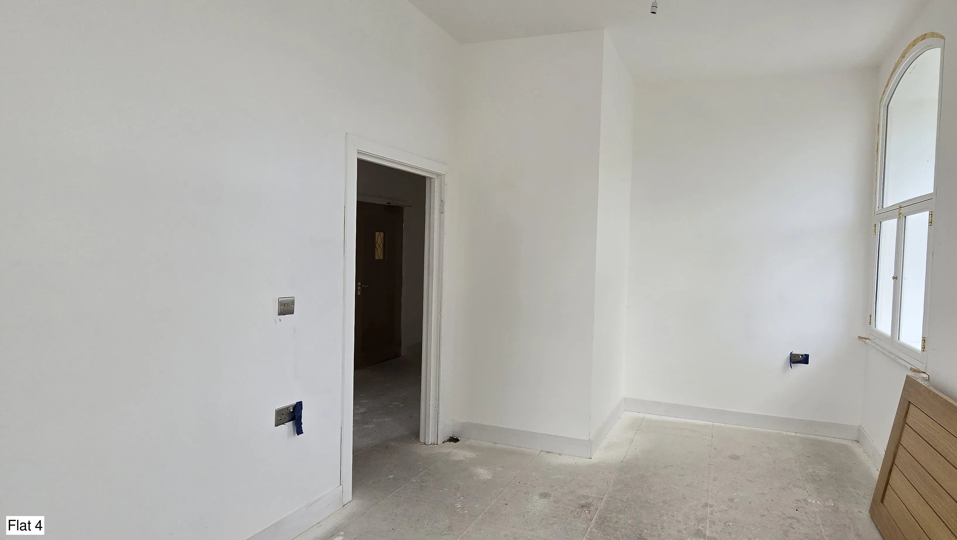 INVESTMENT - Freehold Detached Block of Flats 