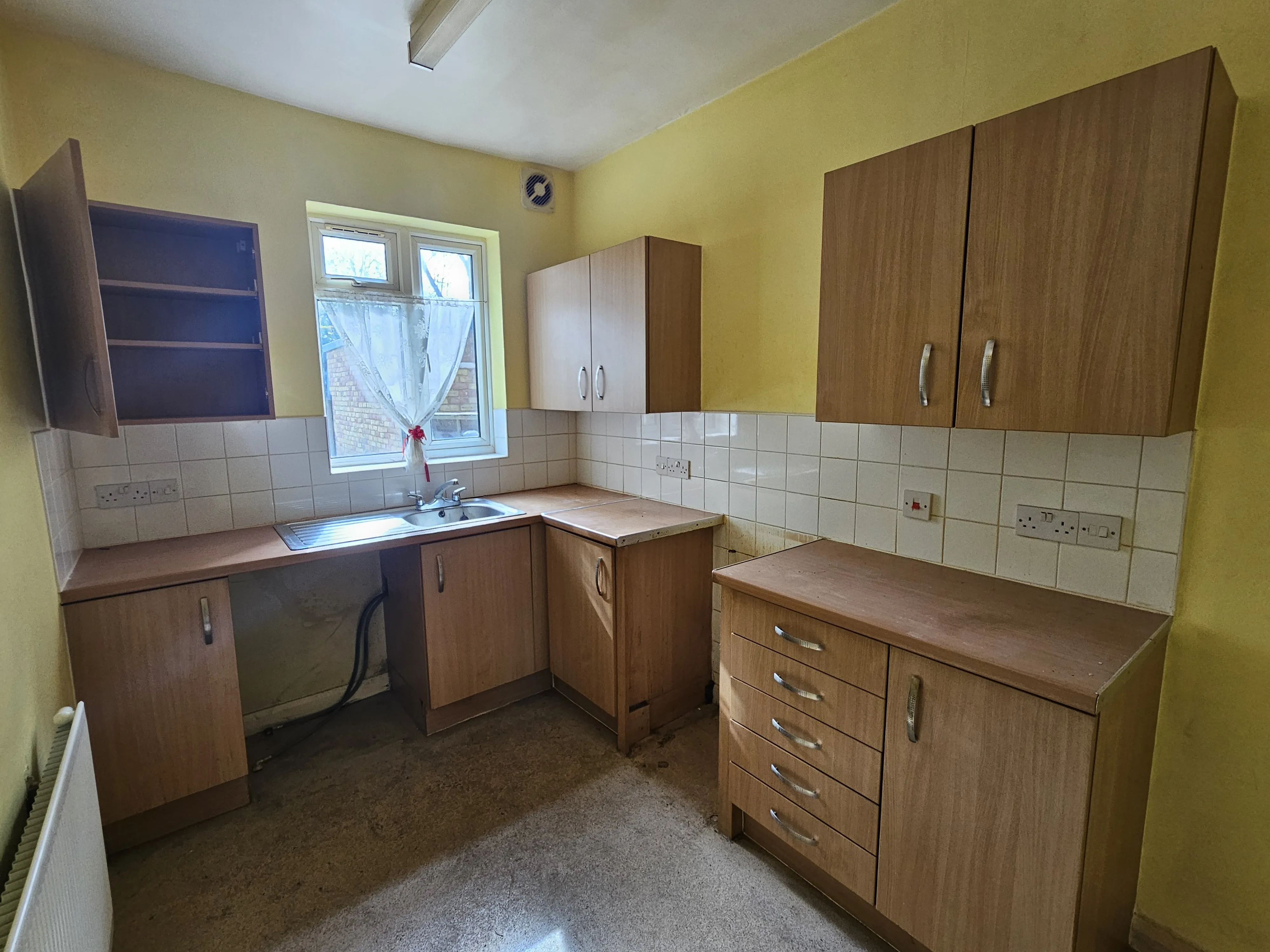 VACANT - Leasehold Self Contained Ground Floor Flat