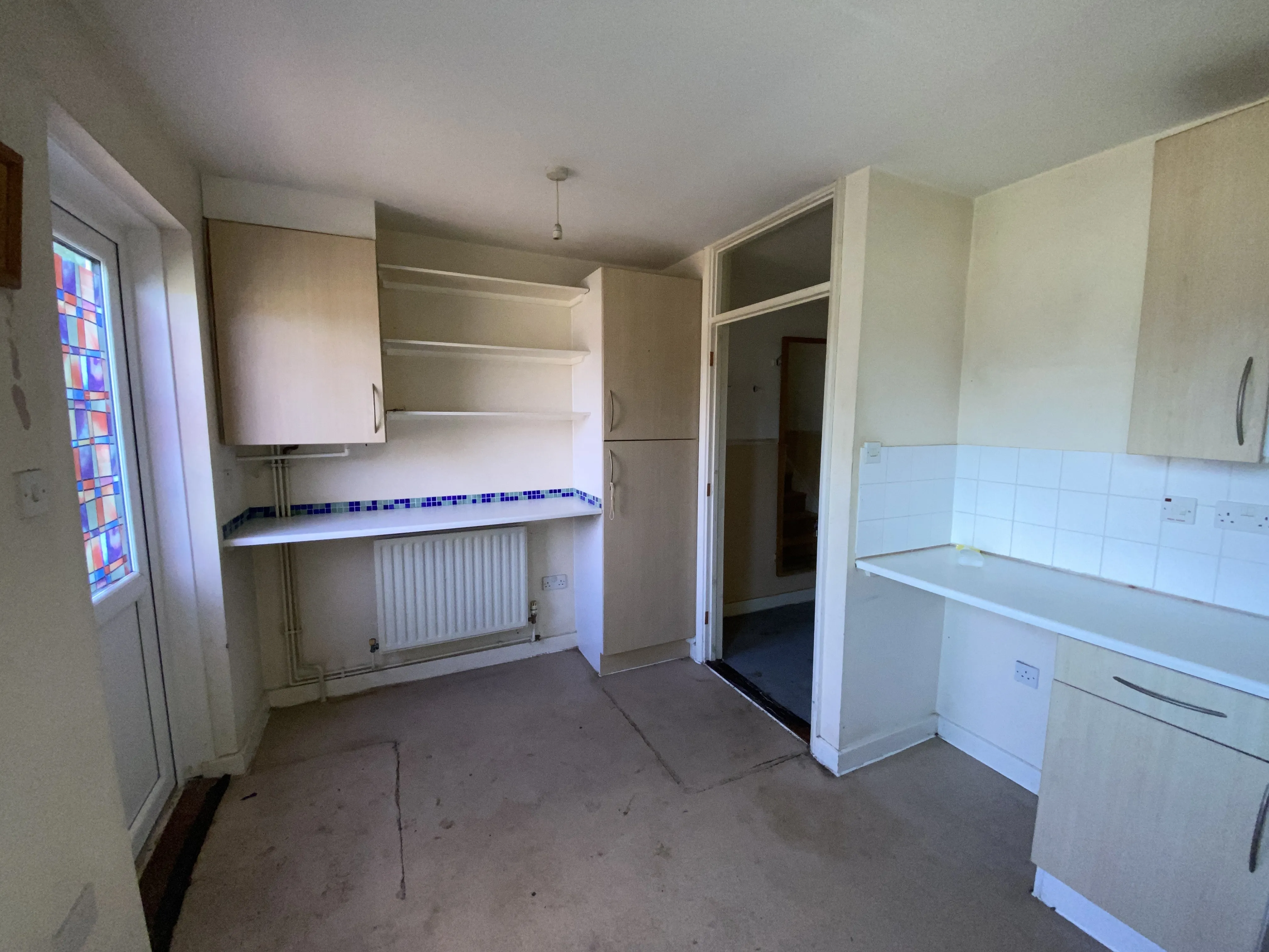 VACANT - Freehold End of Terrace House