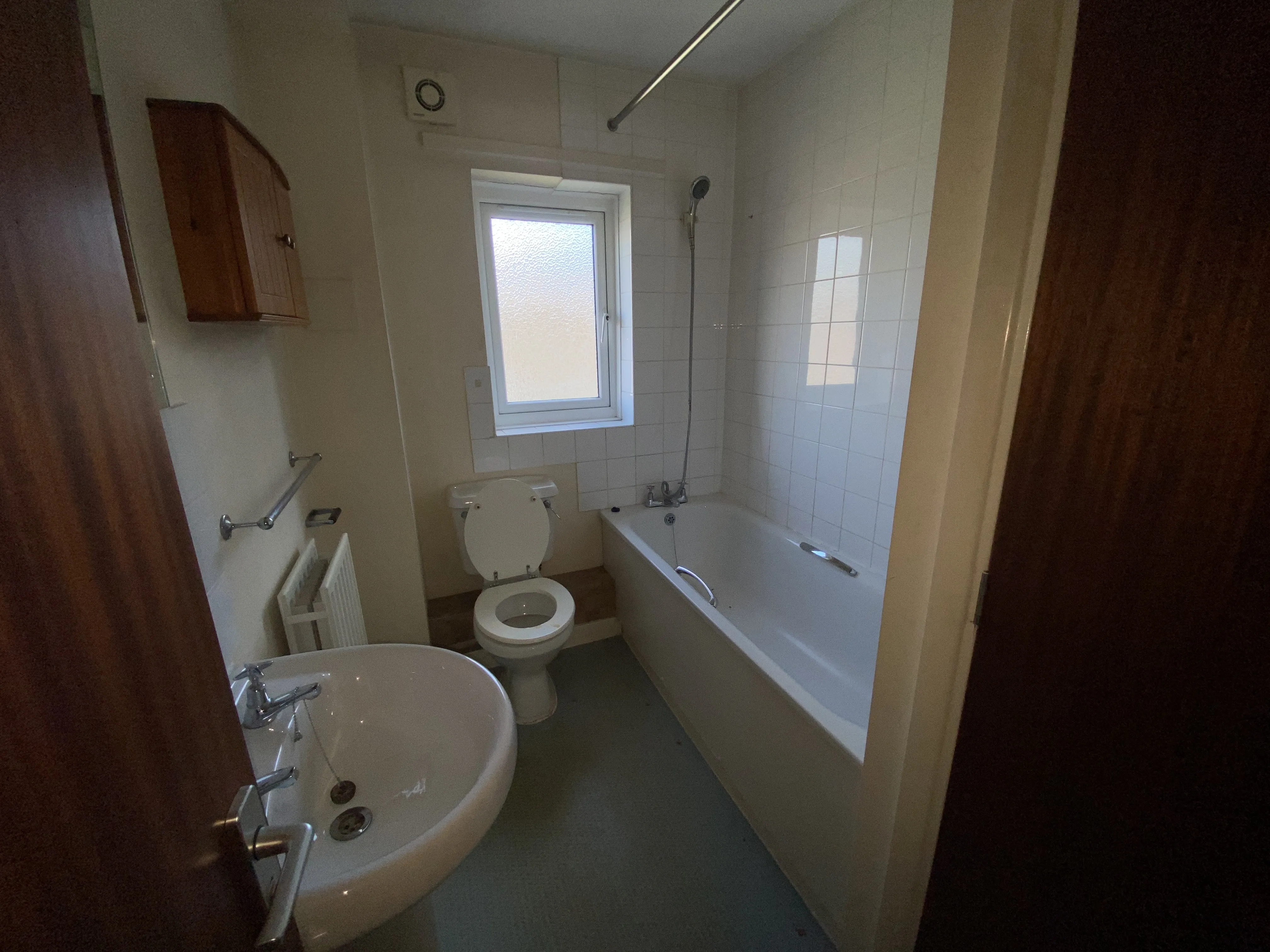 VACANT - Freehold End of Terrace House