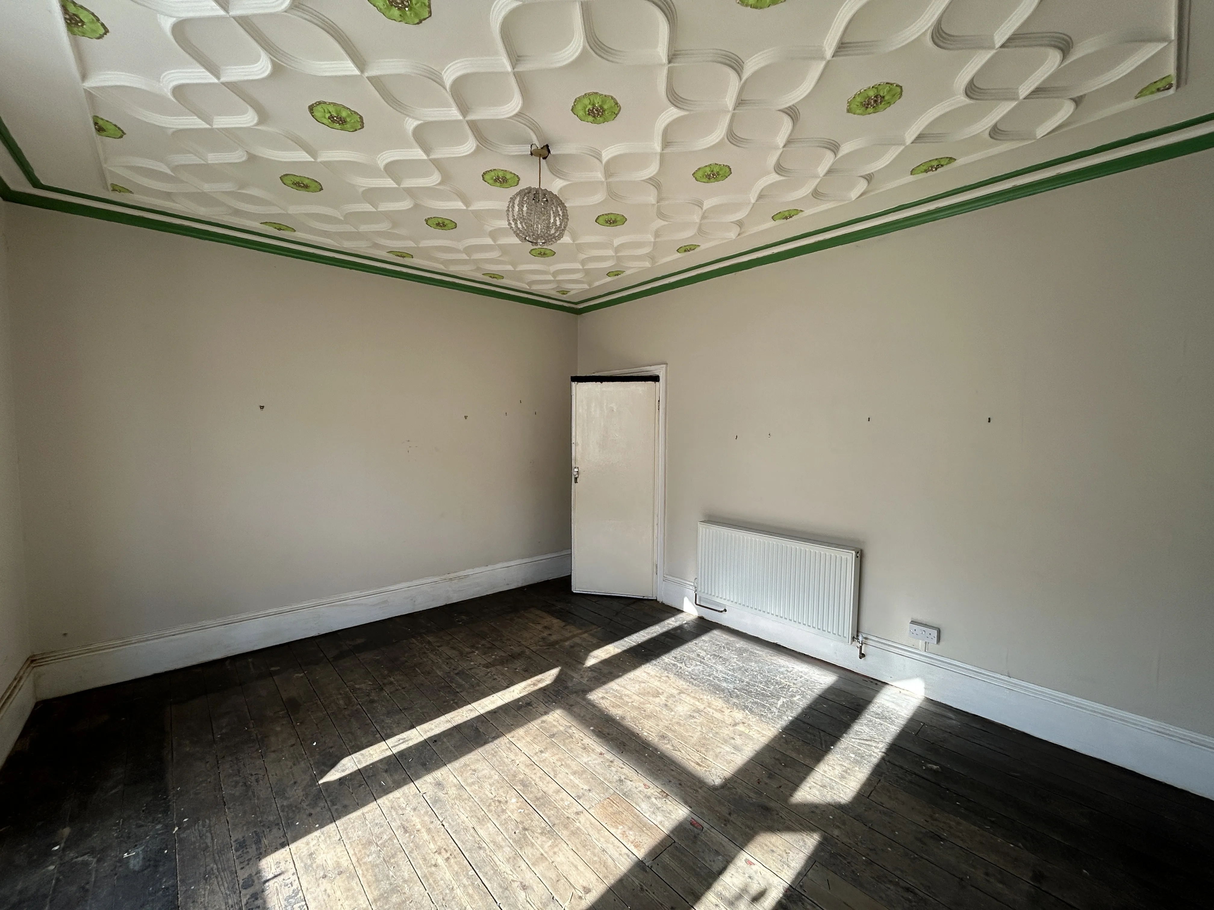 VACANT -  Long Leasehold Self Contained First and Second Floor Maisonette