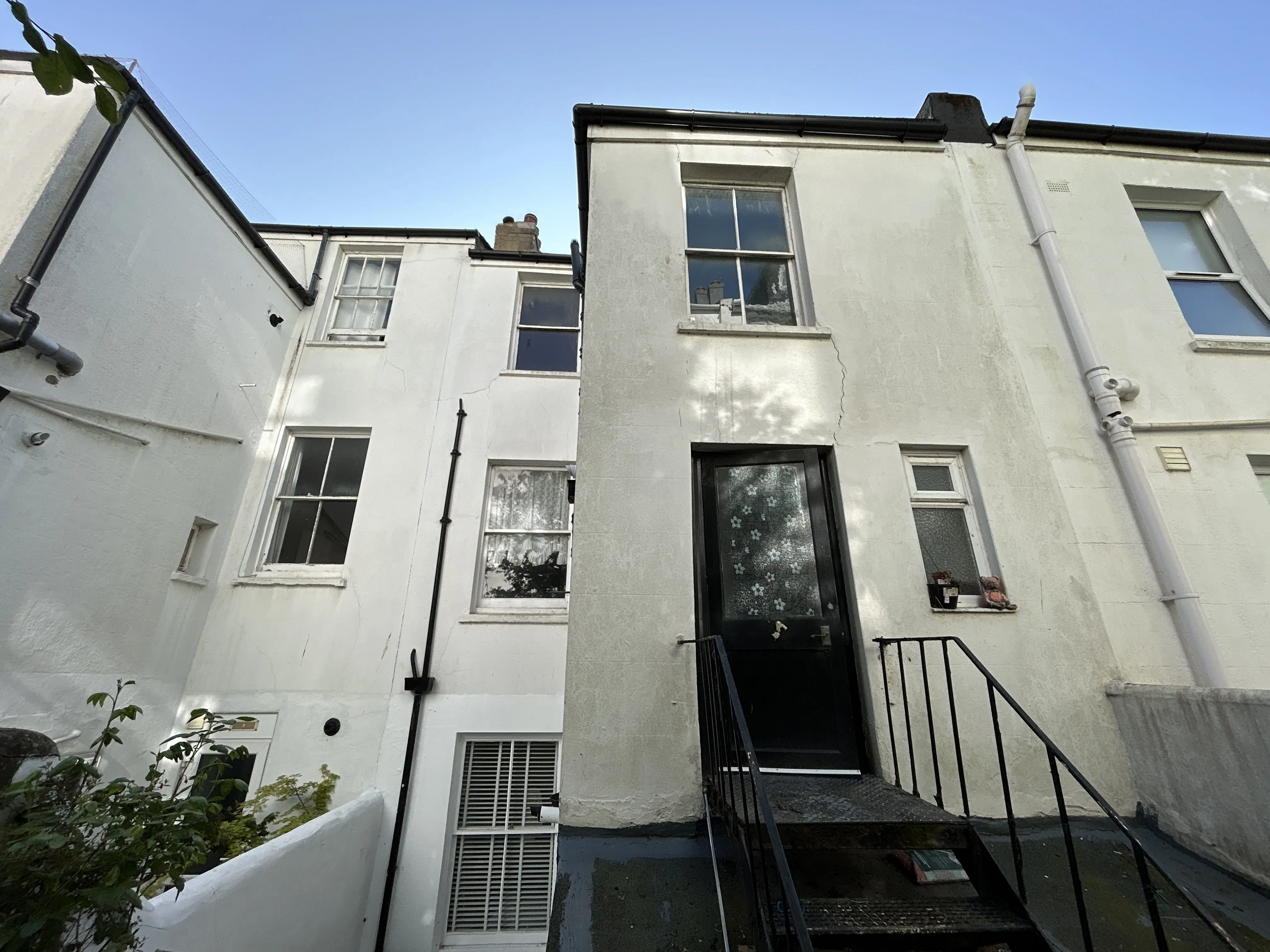 VACANT -  Long Leasehold Self Contained First and Second Floor Maisonette