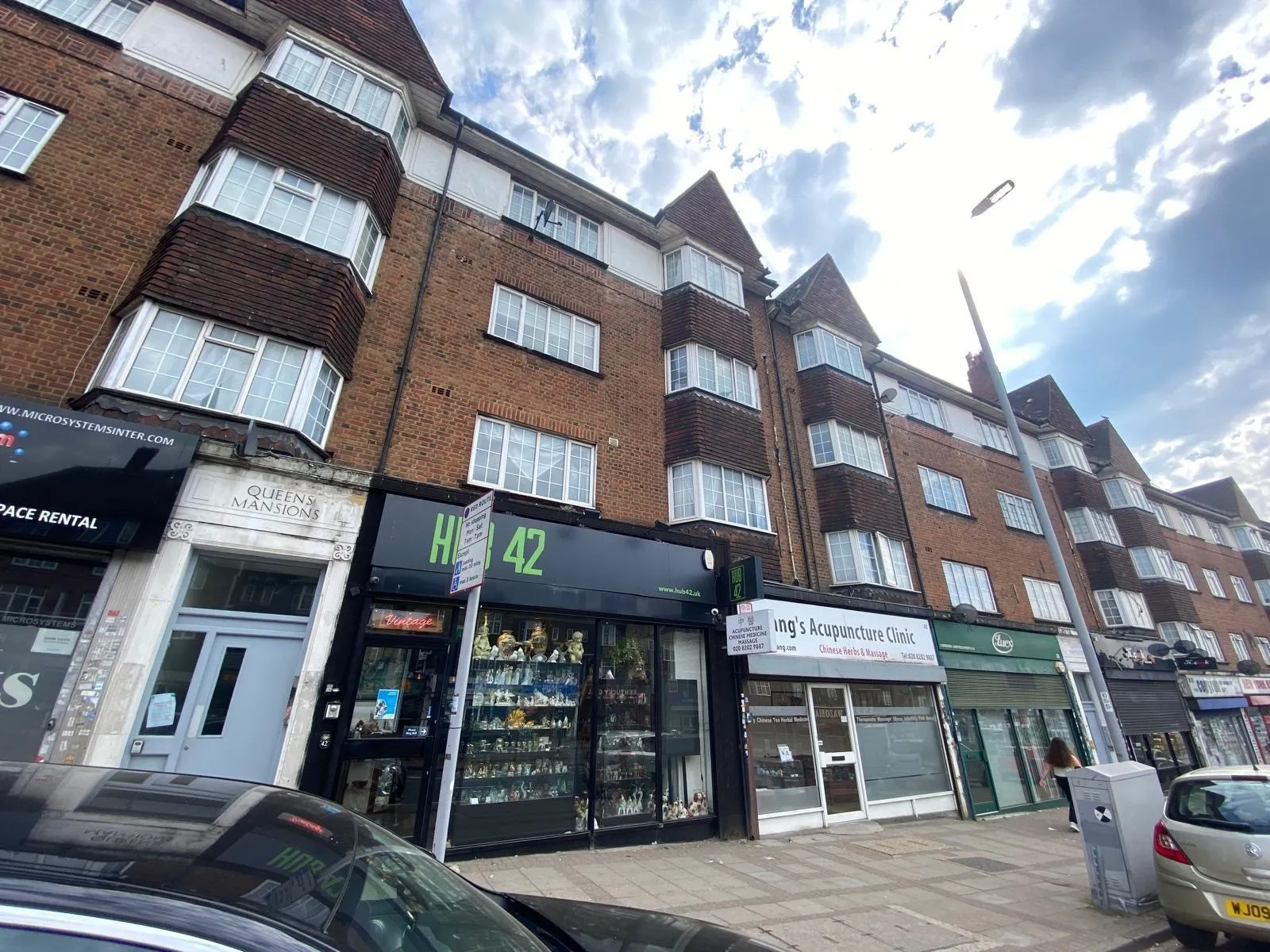 VACANT - Long Leasehold Self Contained Third Floor Flat