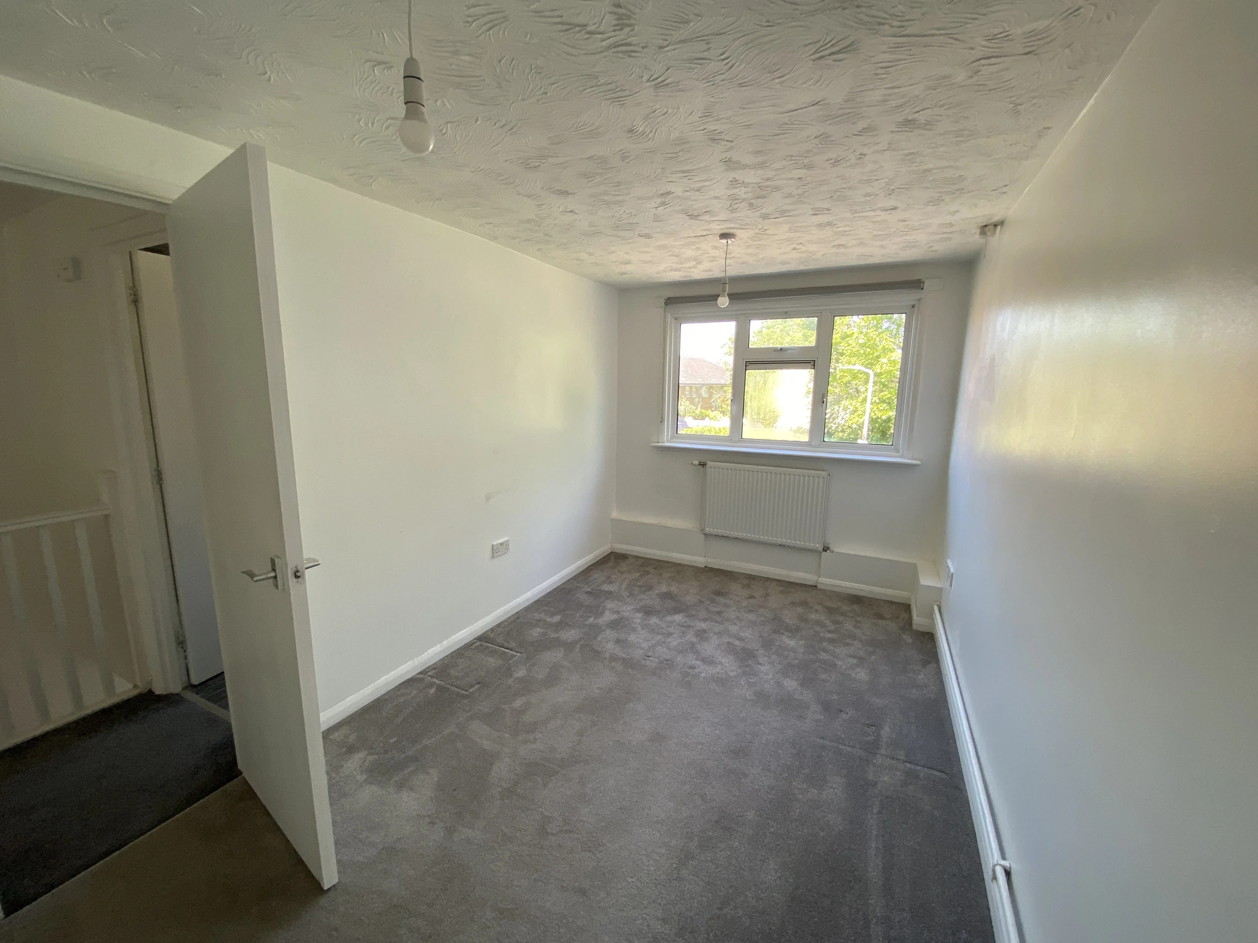 VACANT - Freehold Mid Terrace House