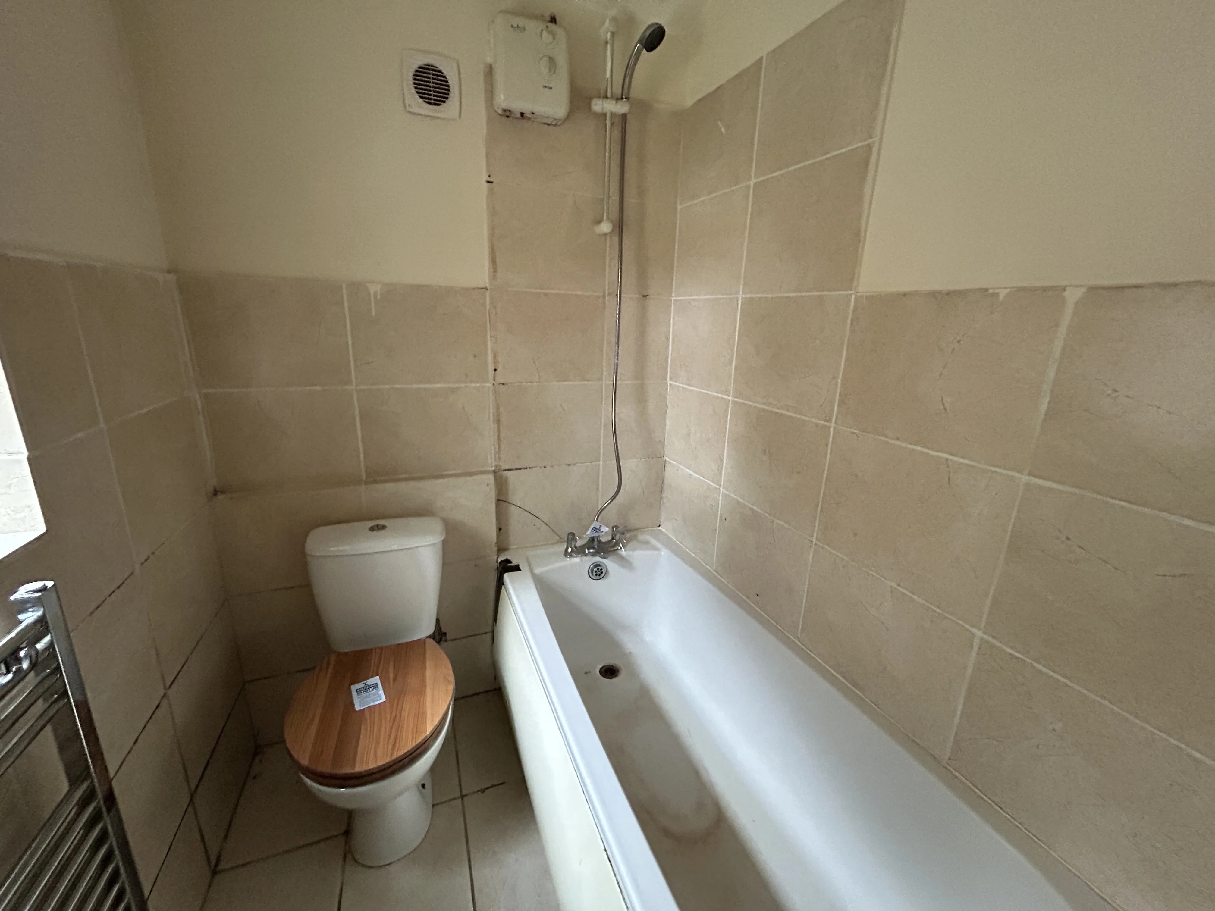 Leasehold Self Contained Ground Floor Flat