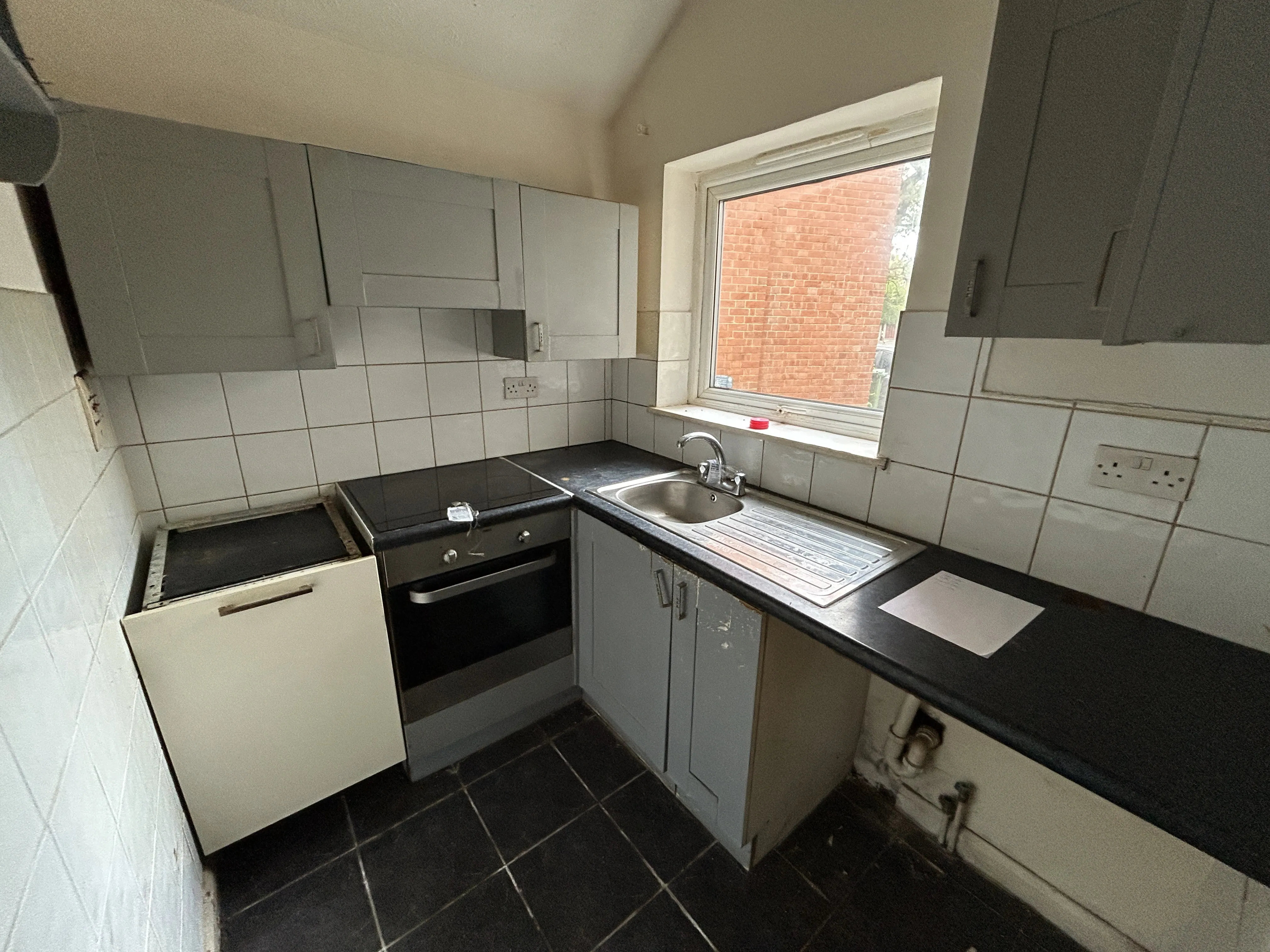 Leasehold Self Contained Ground Floor Flat