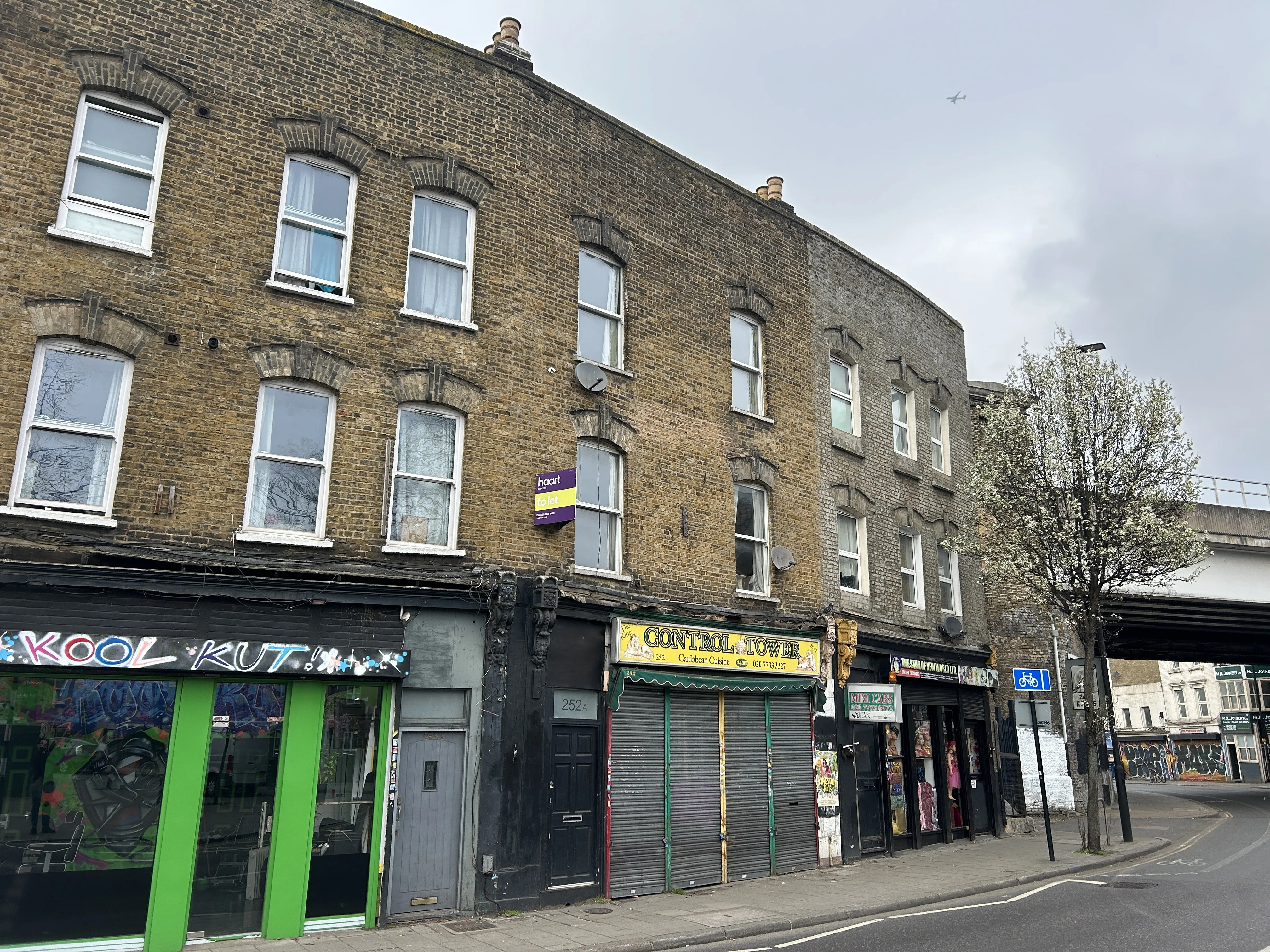 VACANT - Leasehold Self Contained Second Floor Flat
