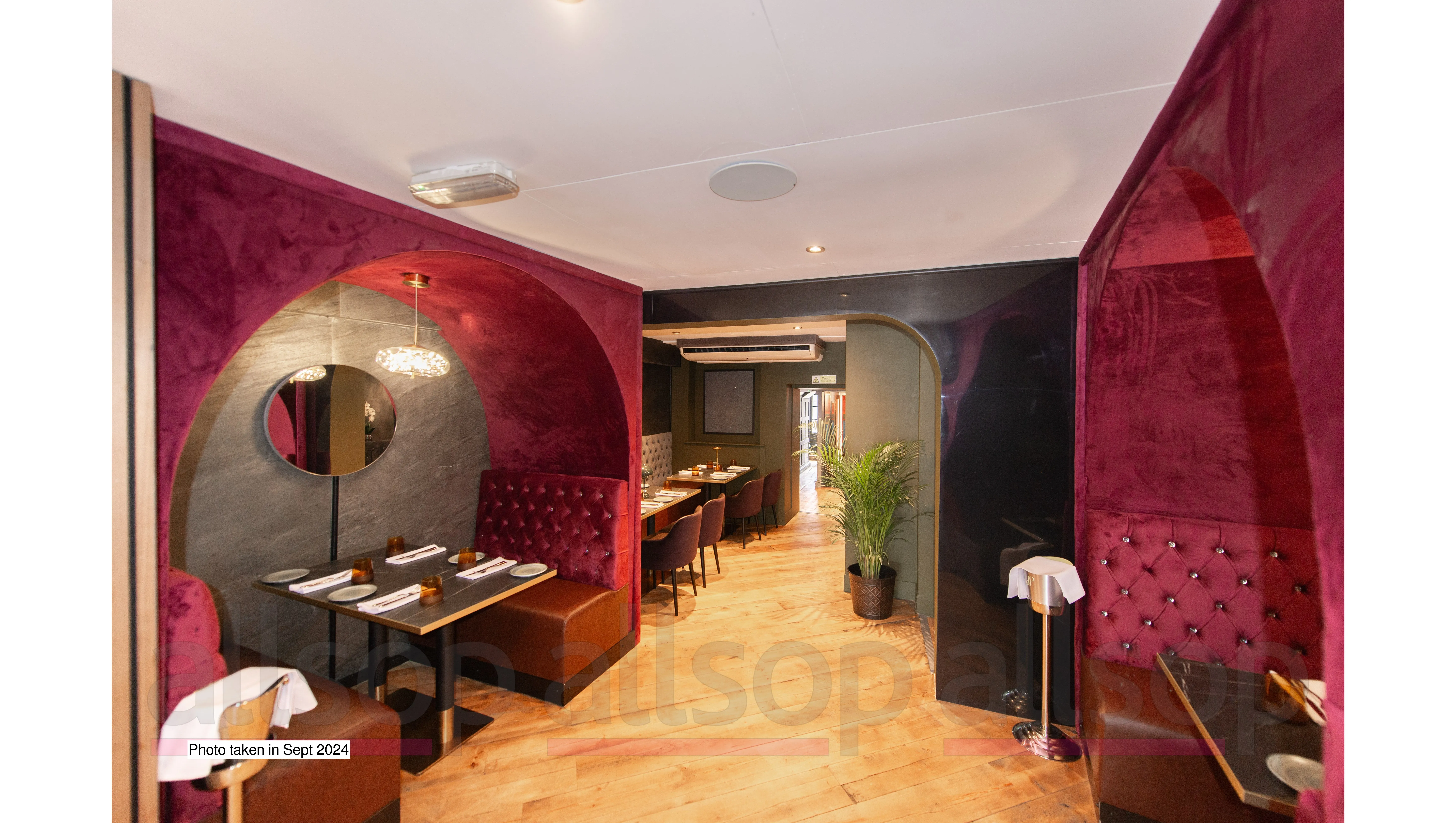 Attractive Freehold Grade II Listed Restaurant and Hair Salon Investment