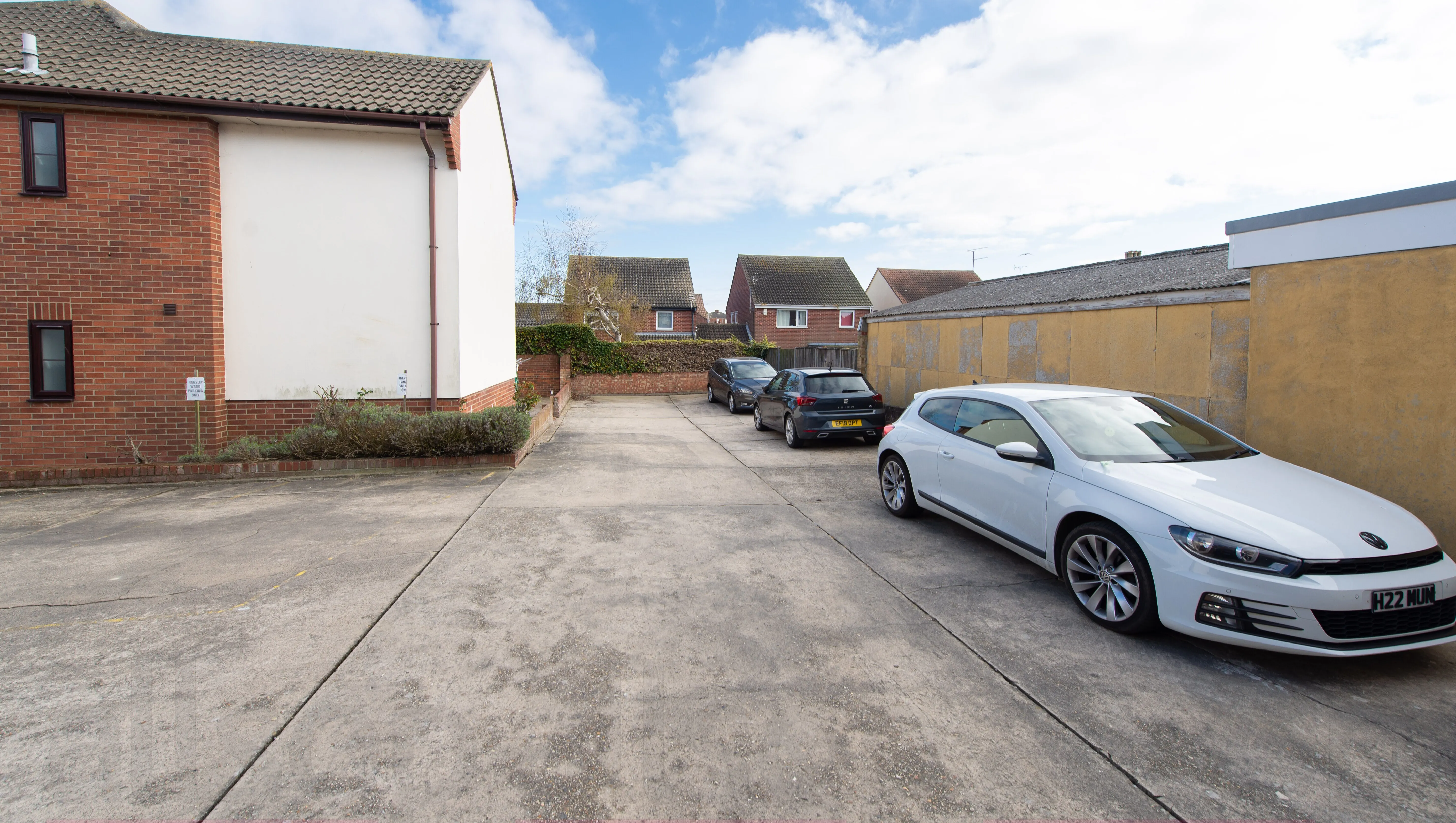 Freehold Office Investment