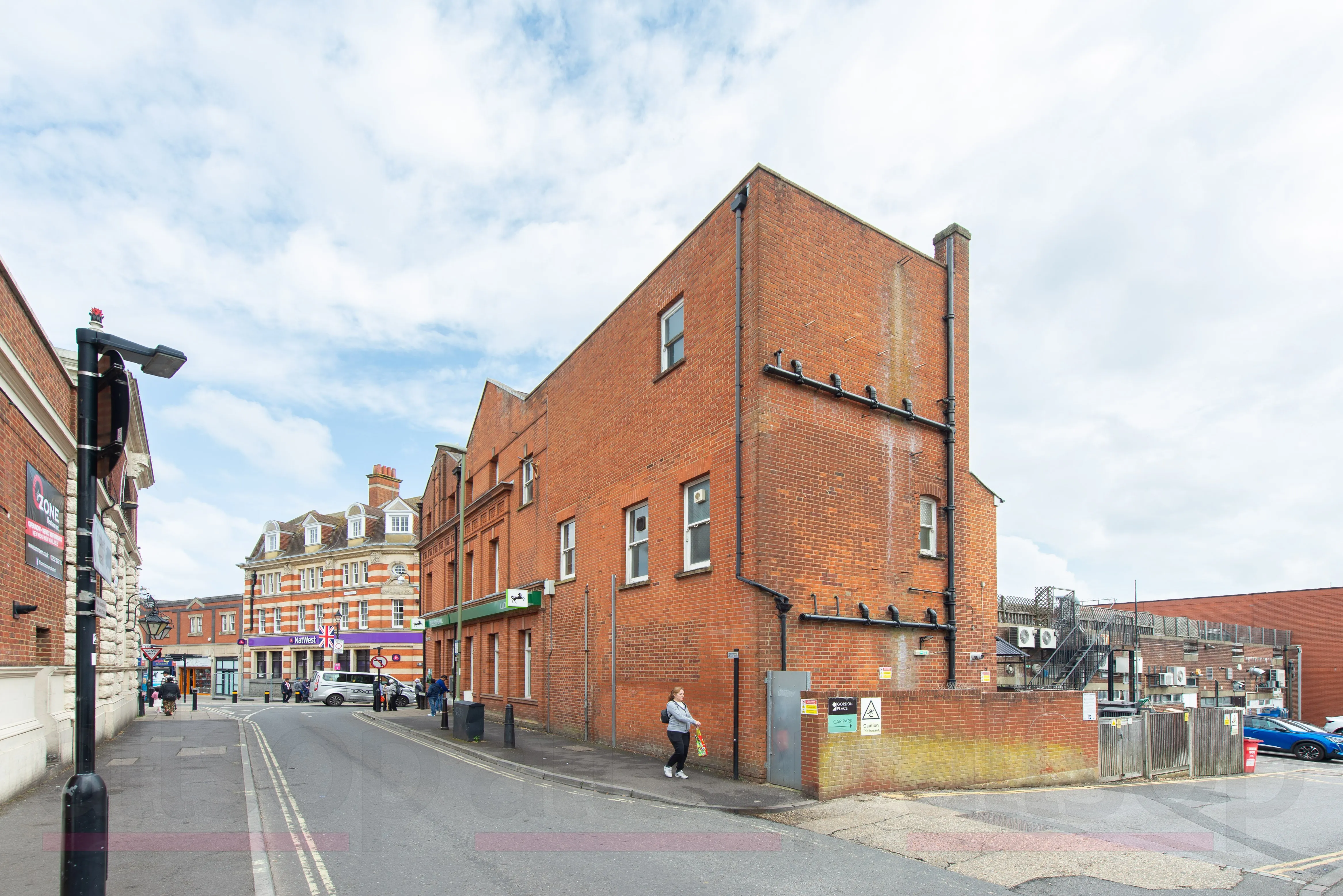 Freehold Bank Investment