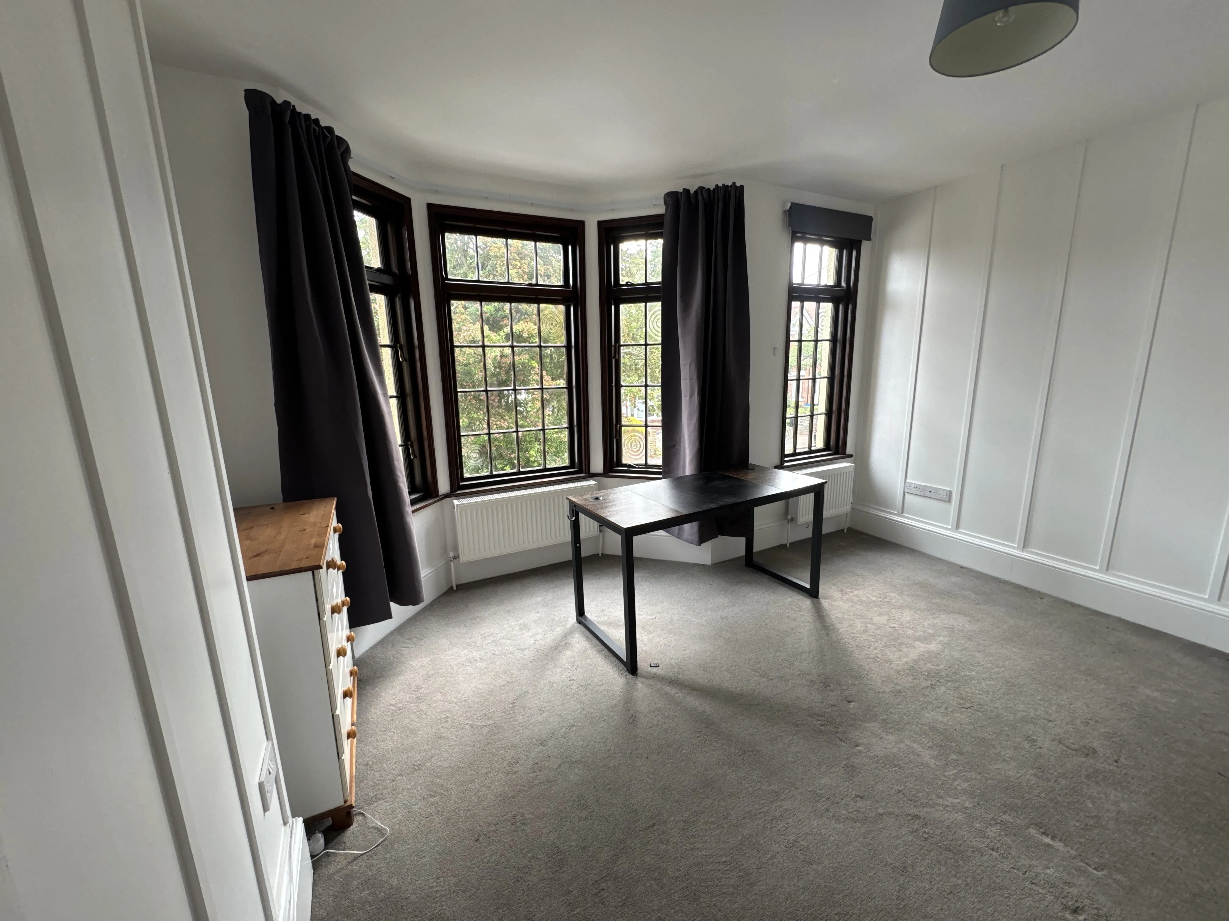 VACANT - Freehold End of Terrace House