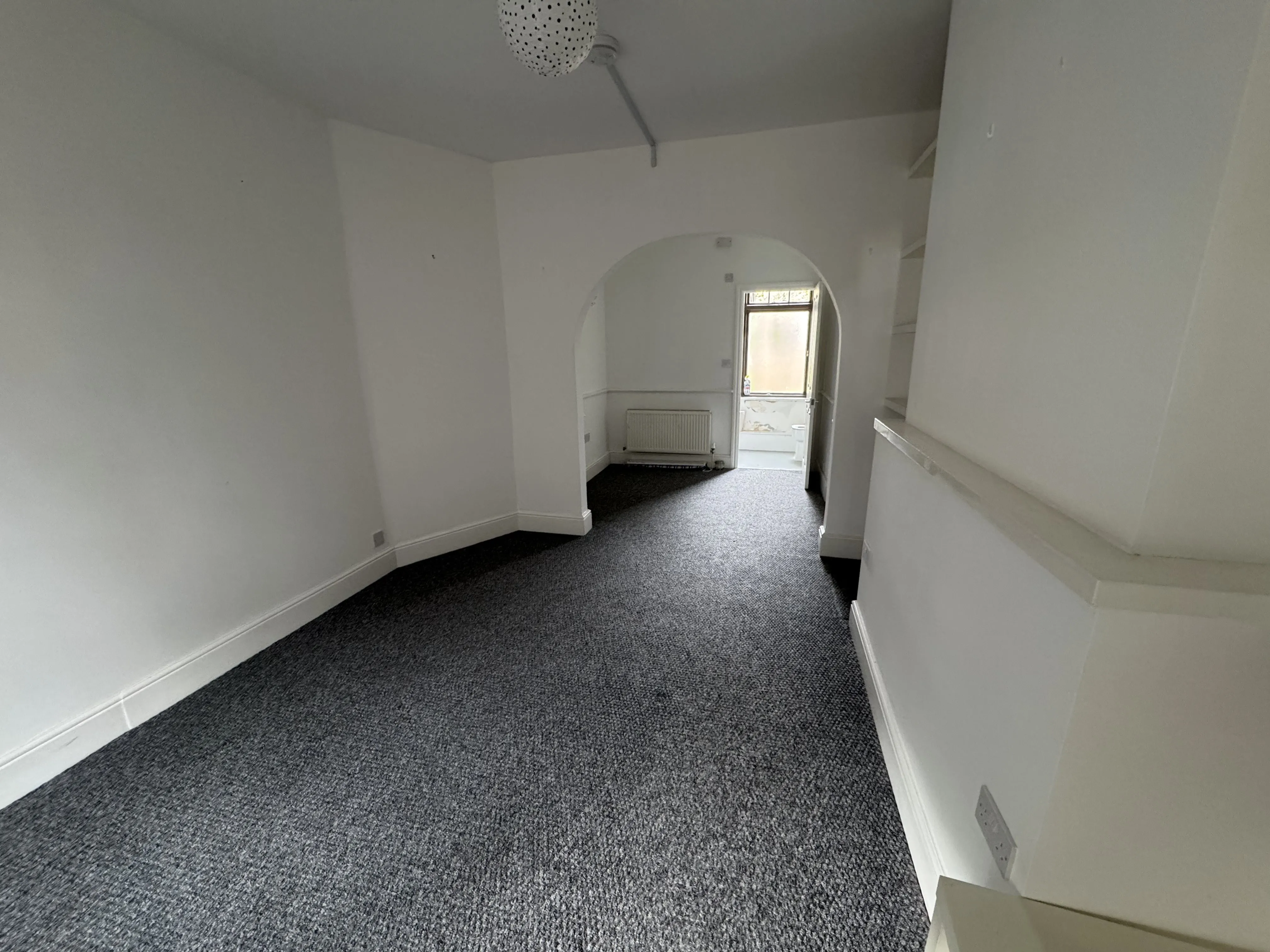 VACANT - Freehold End of Terrace House