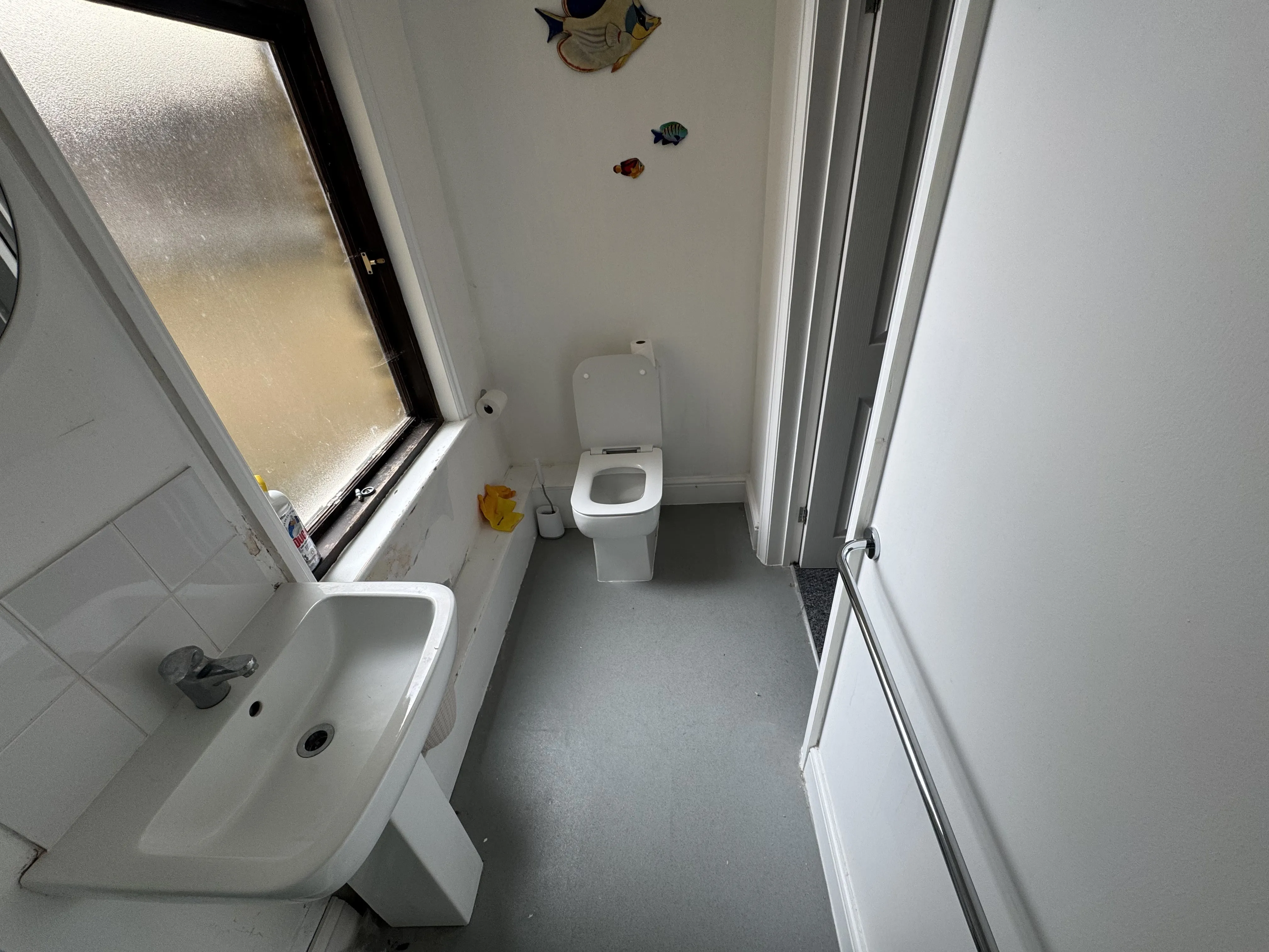 VACANT - Freehold End of Terrace House