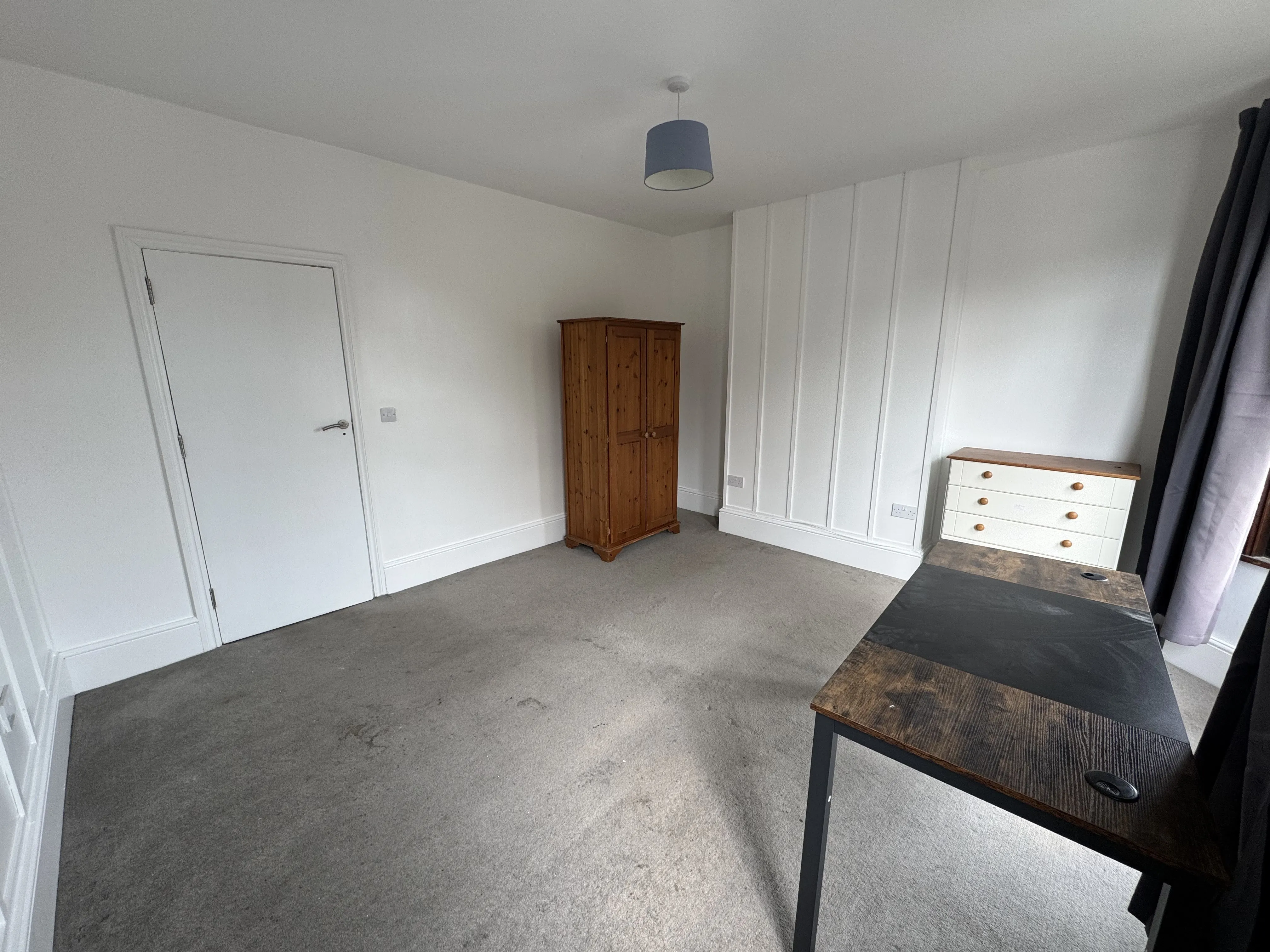 VACANT - Freehold End of Terrace House