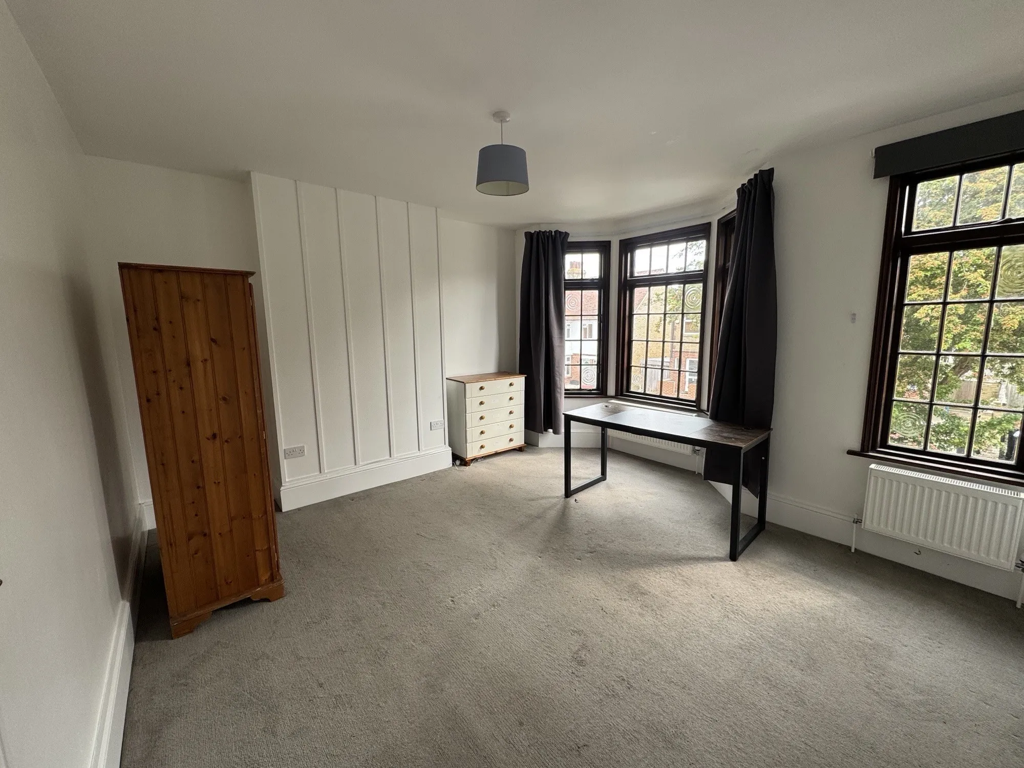 VACANT - Freehold End of Terrace House