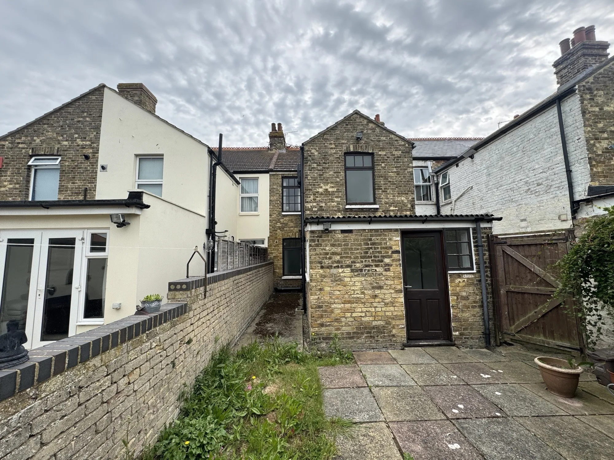 VACANT - Freehold End of Terrace House