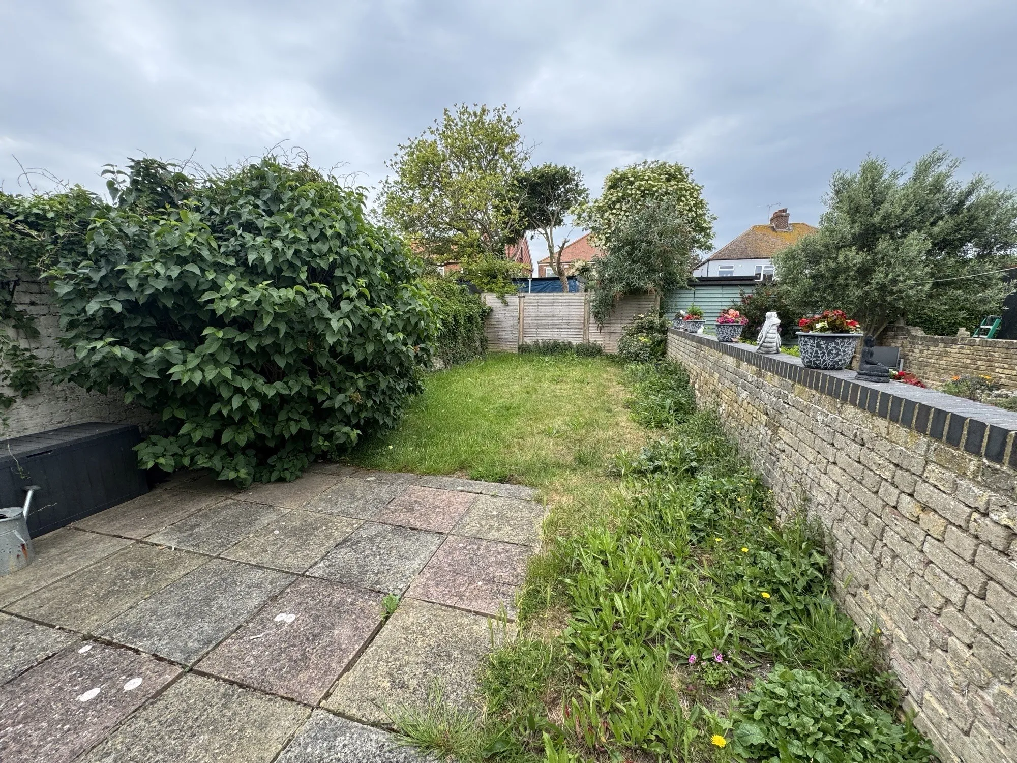 VACANT - Freehold End of Terrace House
