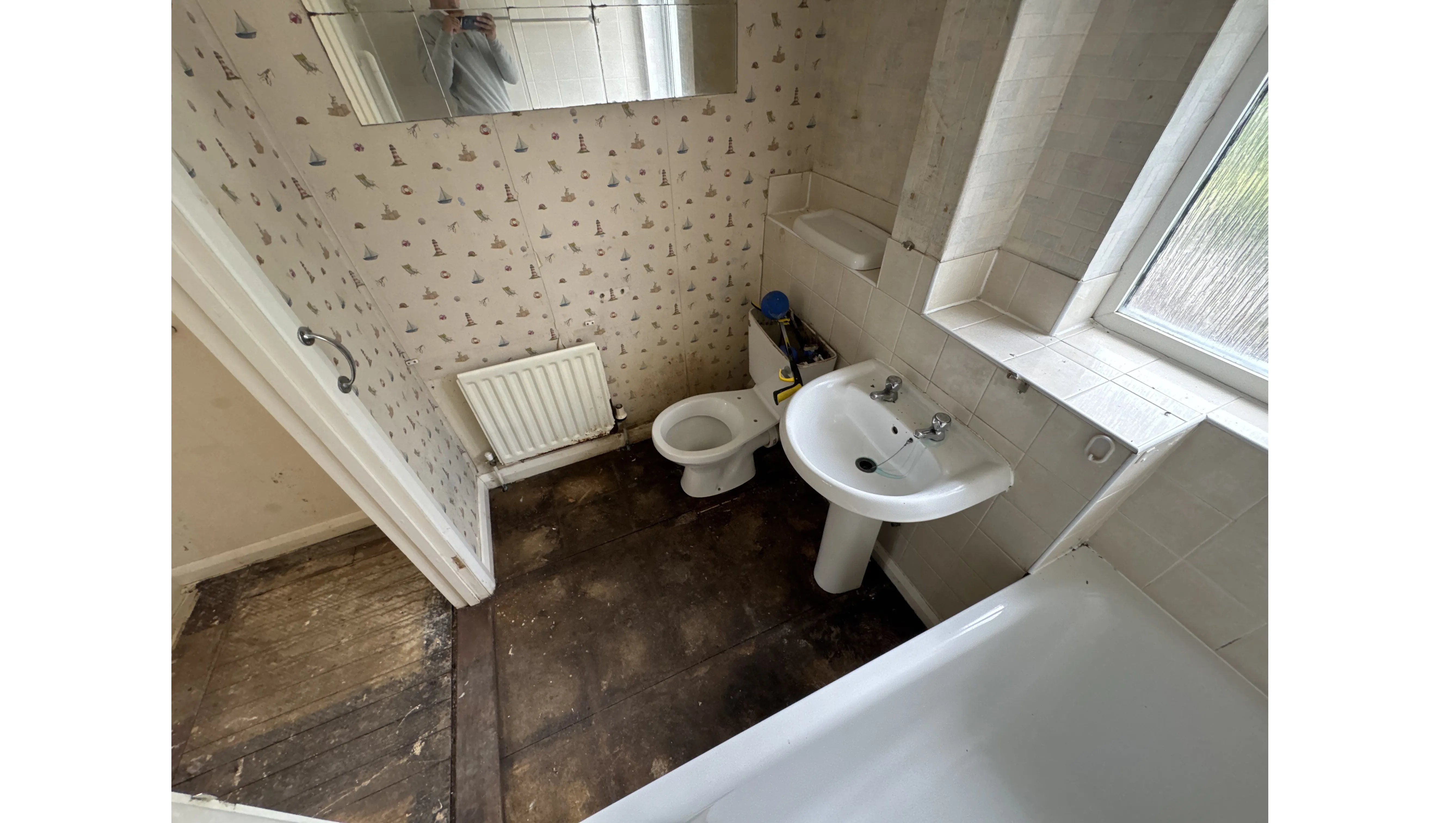 VACANT - Freehold Semi Detached House