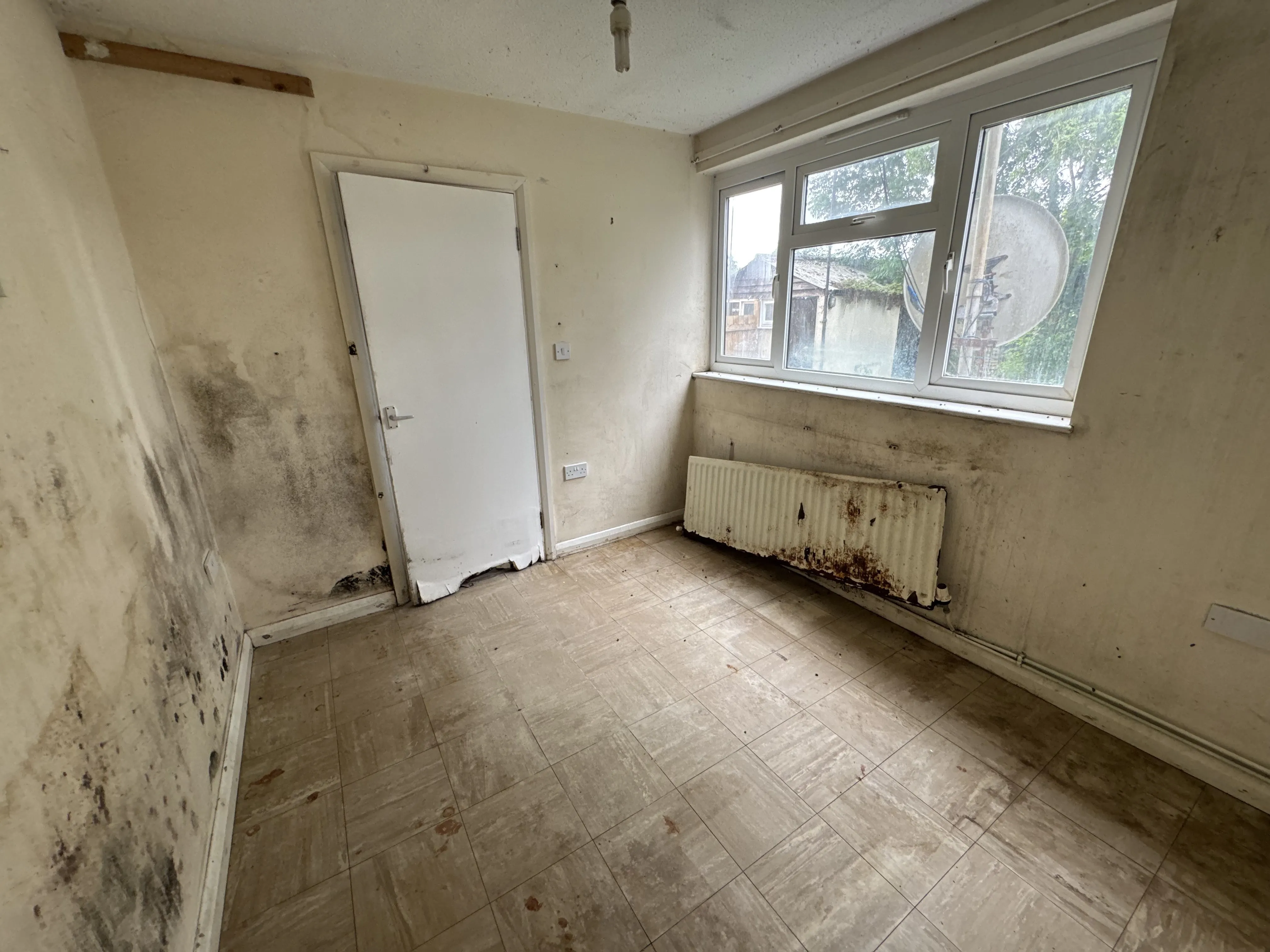 VACANT - Freehold Semi Detached House