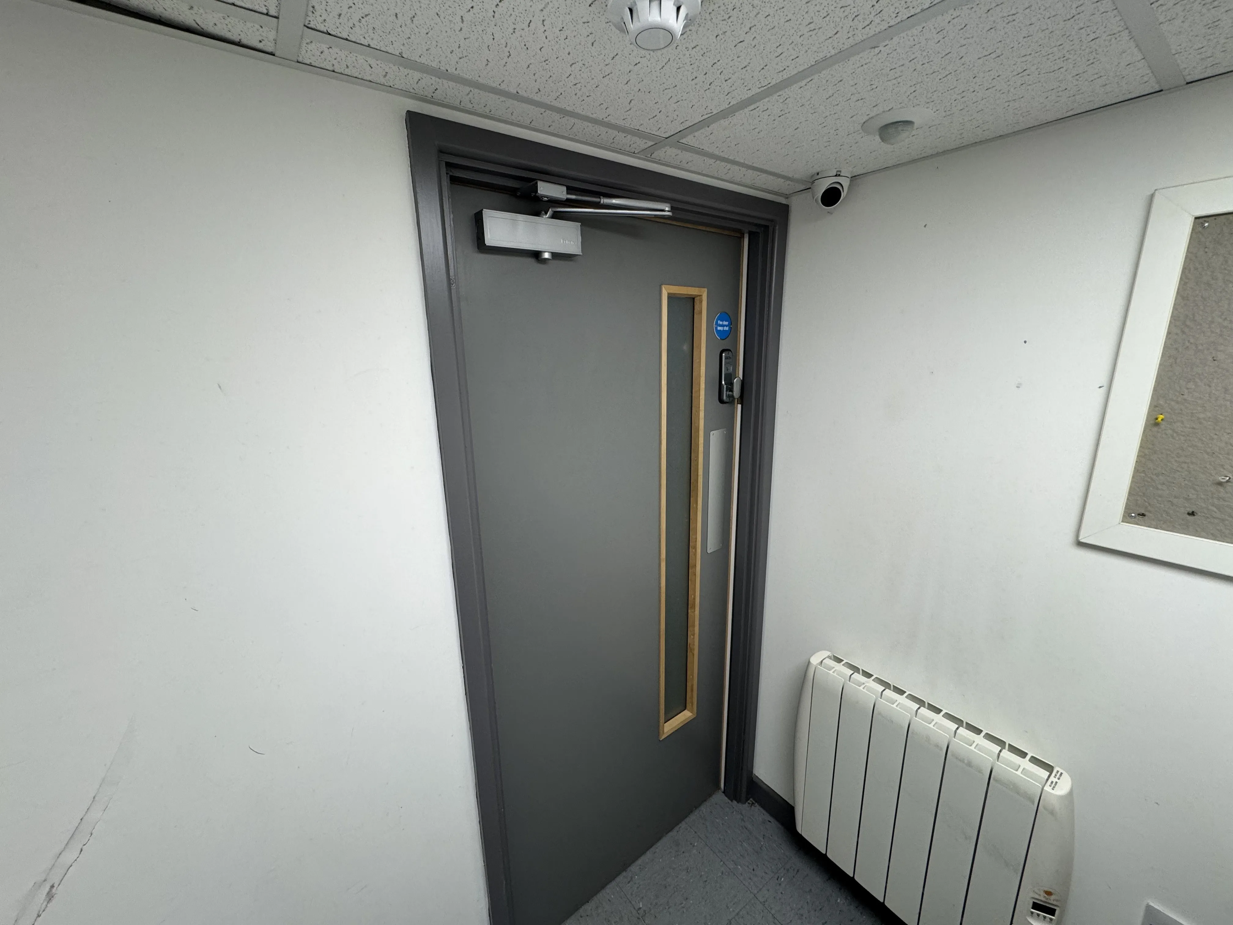 INVESTMENT - Freehold Detached Building with Ground Floor Planning Permission 