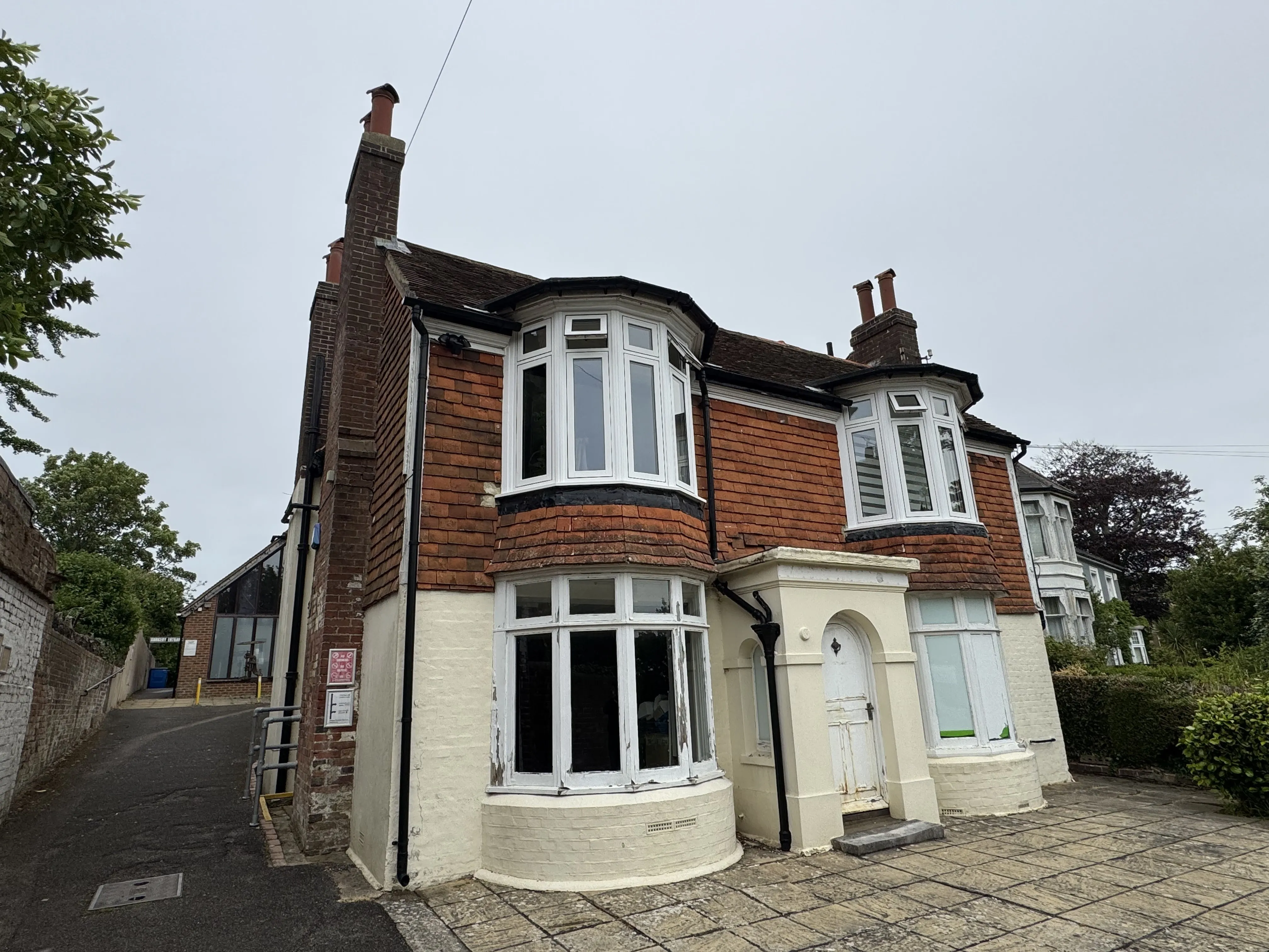 INVESTMENT - Freehold Detached Building with Ground Floor Planning Permission 