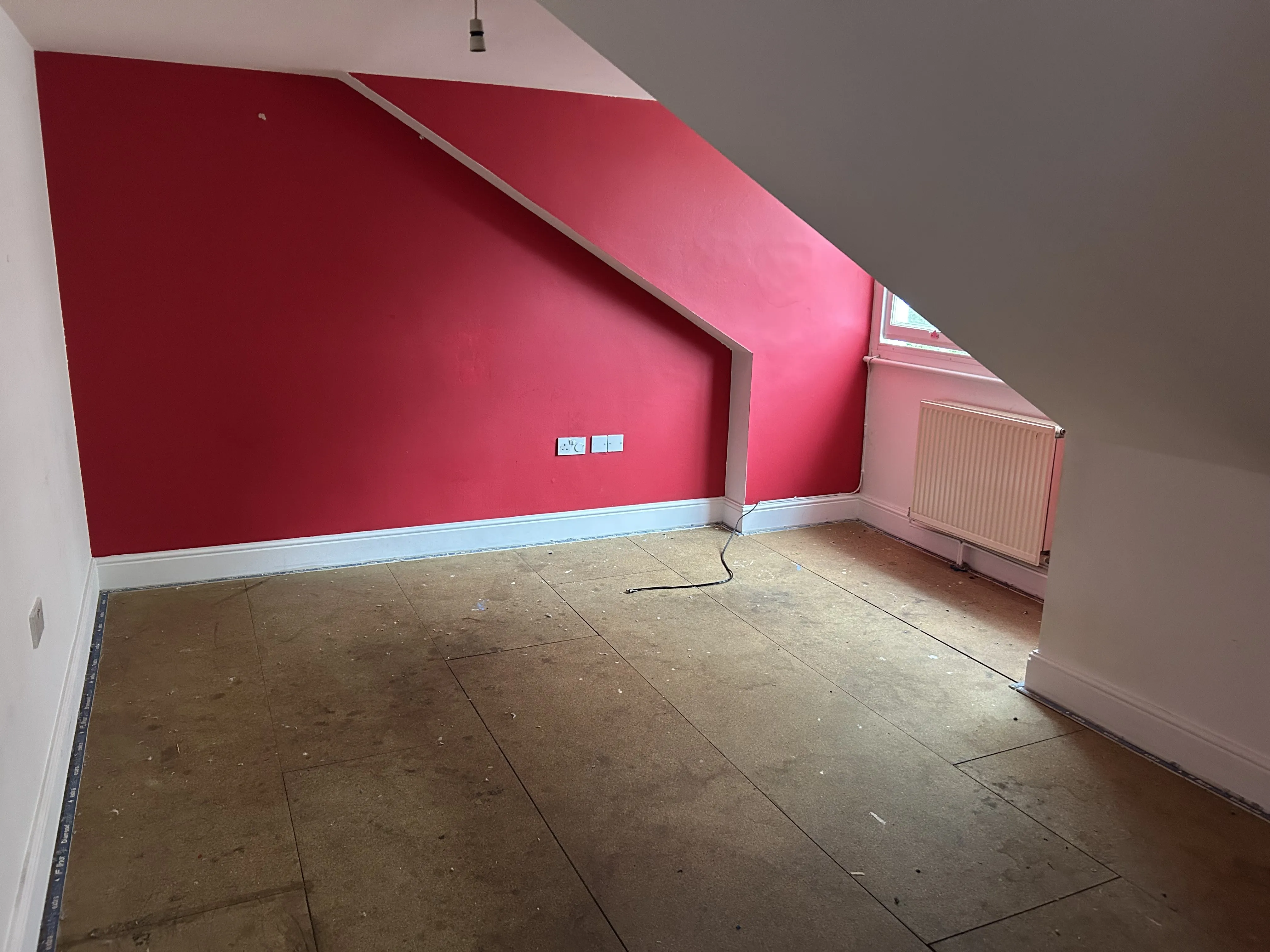 VACANT - Leasehold Self Contained Second Floor Flat