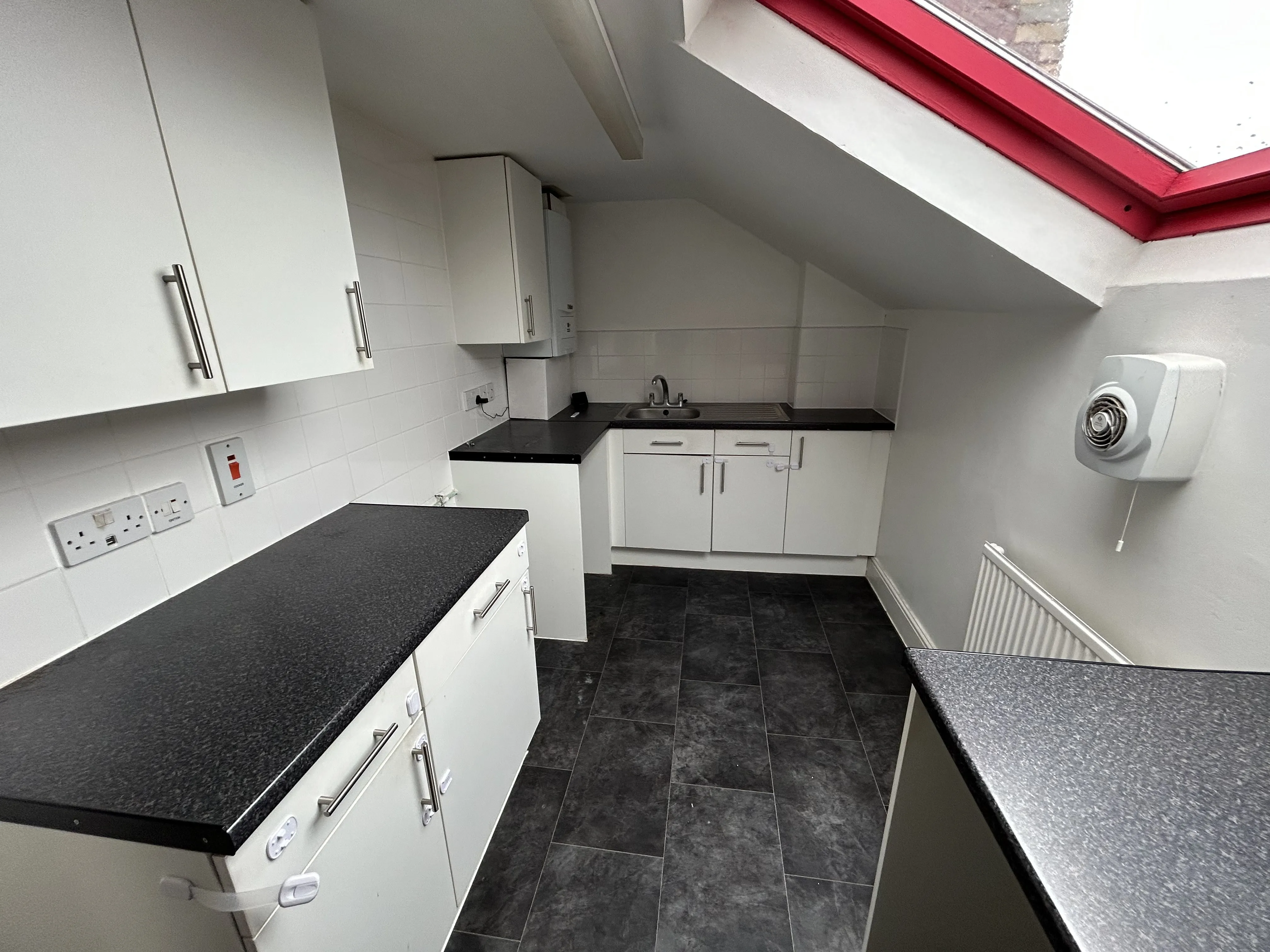 VACANT - Leasehold Self Contained Second Floor Flat