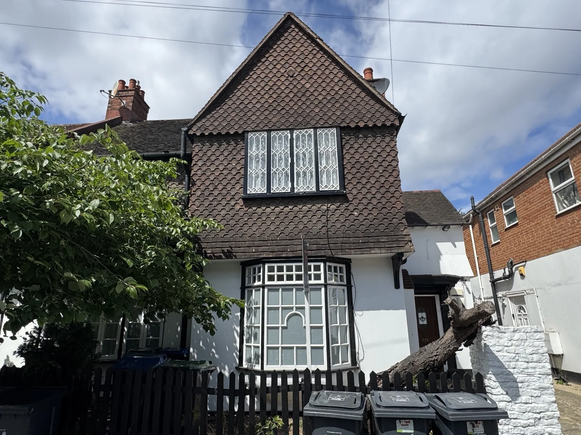VACANT - Leasehold Self Contained Ground Floor Flat 