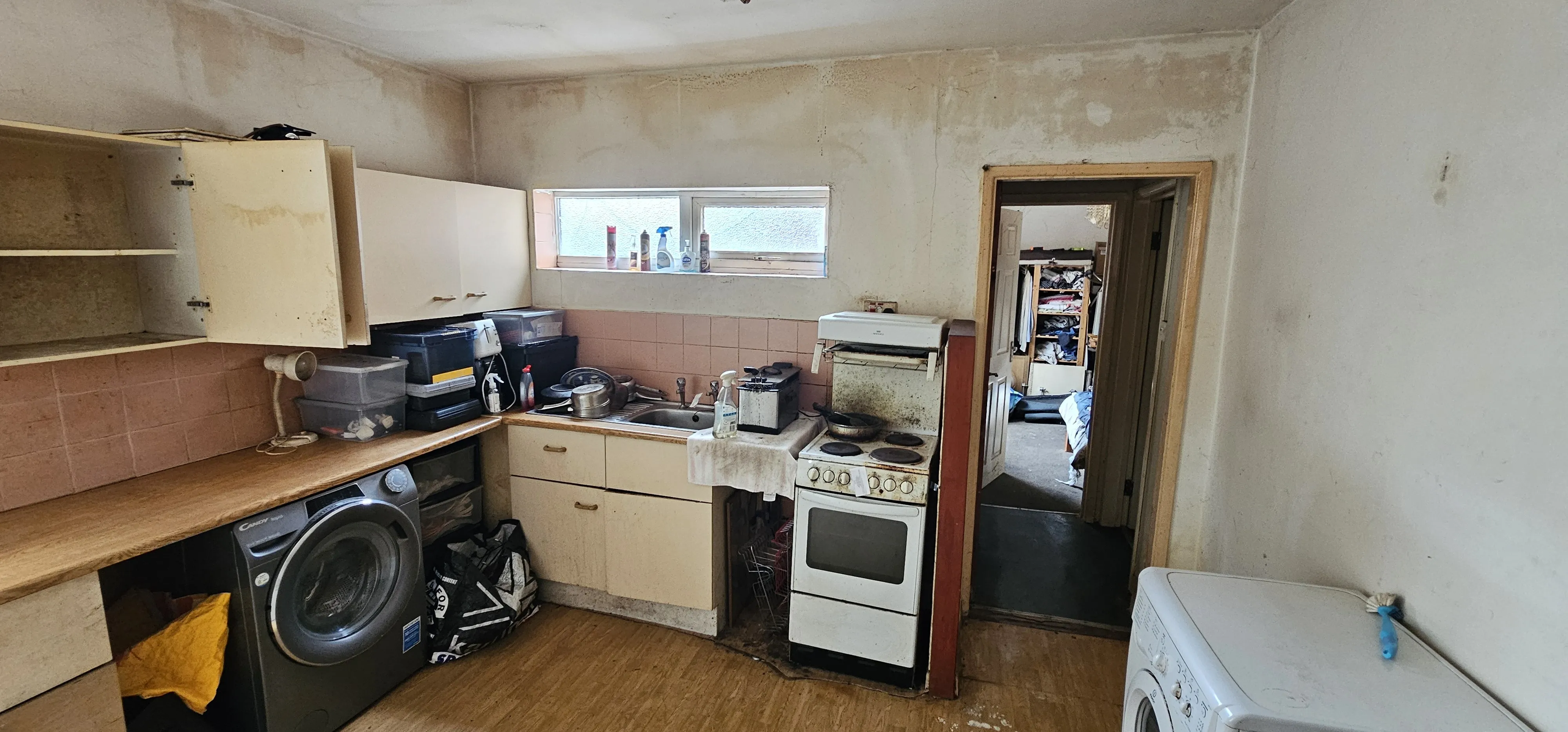 Long Leasehold Self Contained Ground Floor Flat