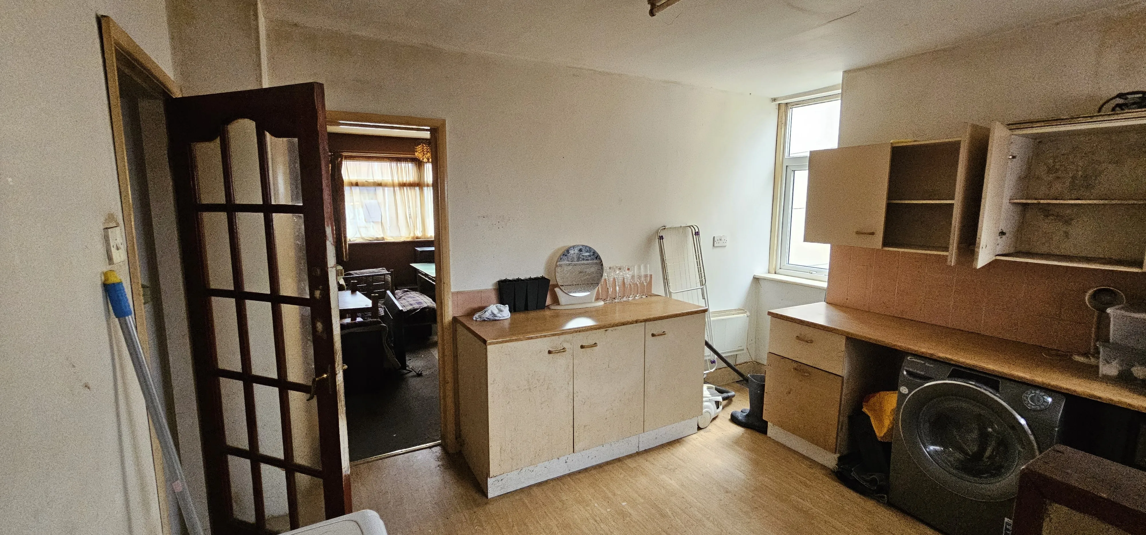 Long Leasehold Self Contained Ground Floor Flat