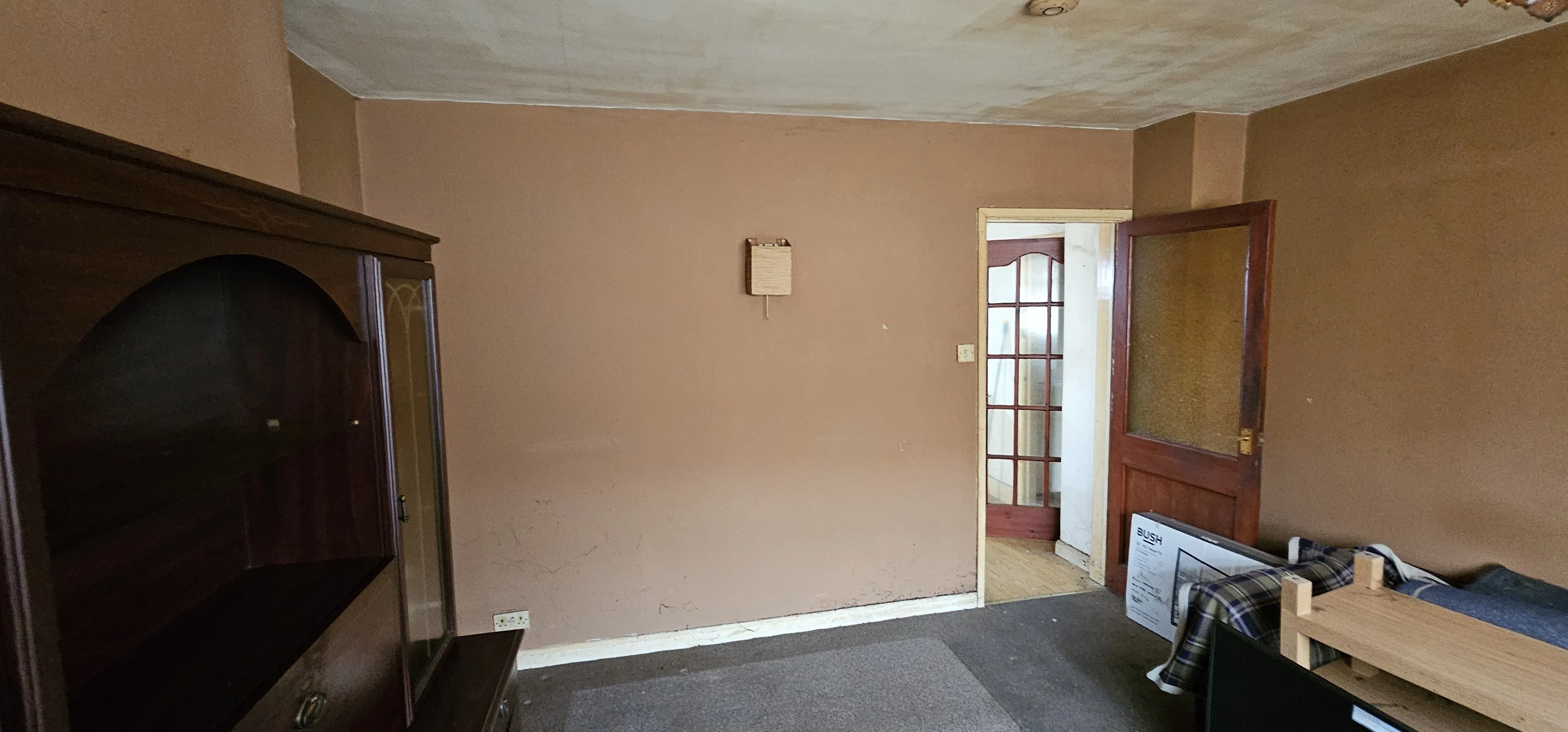 Long Leasehold Self Contained Ground Floor Flat