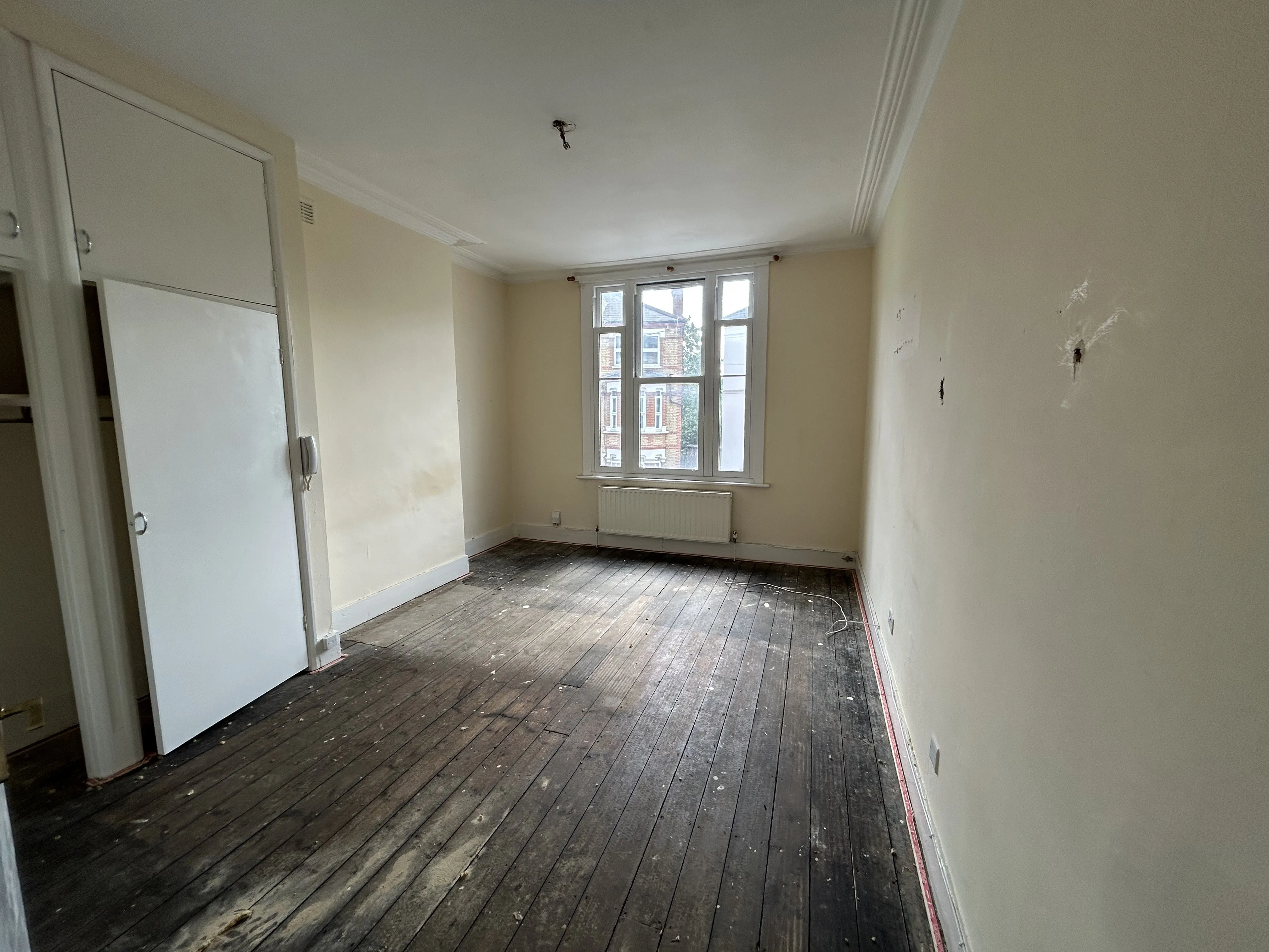 VACANT - Leasehold First and Second Floor Maisonette