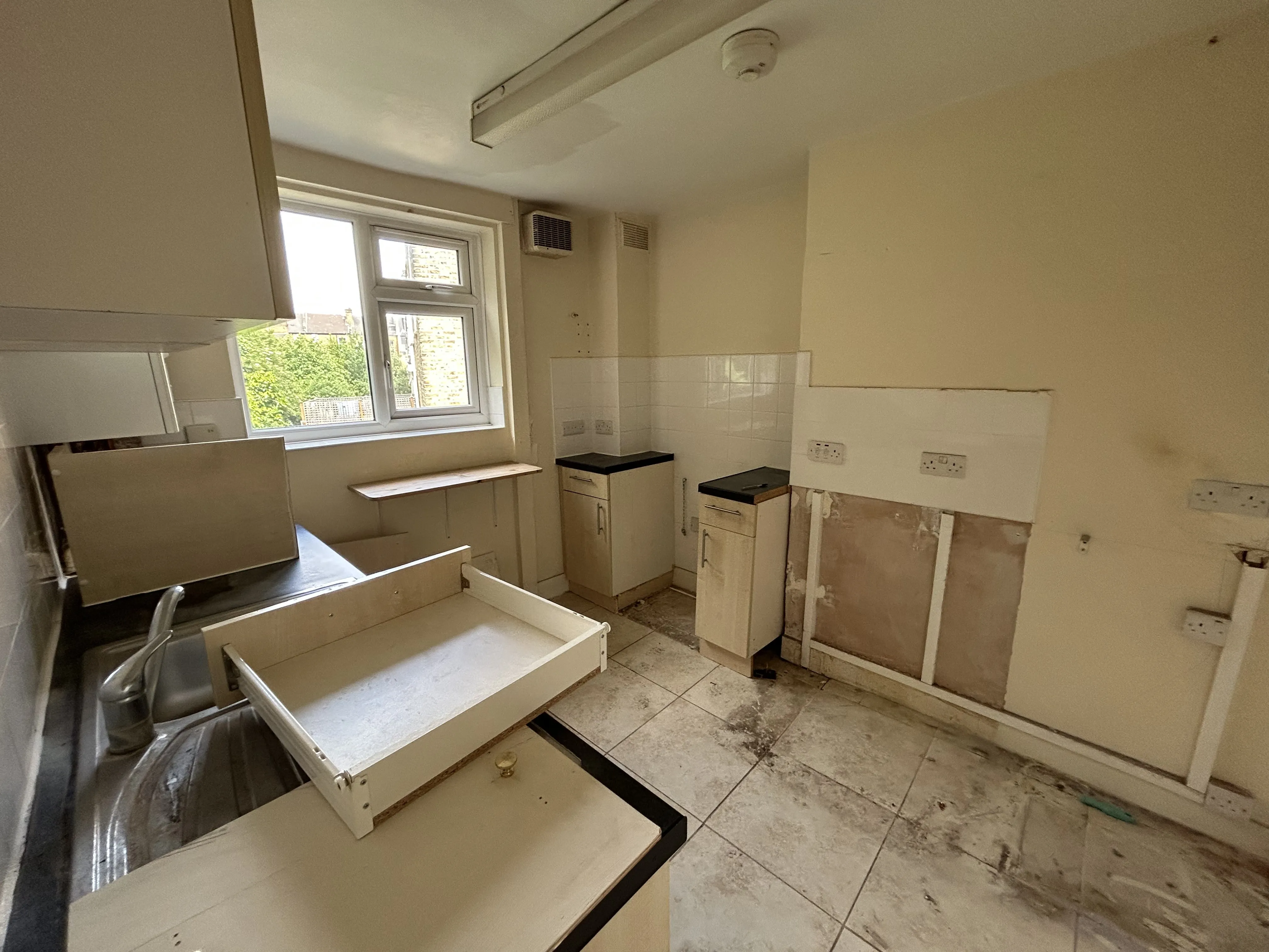 VACANT - Leasehold First and Second Floor Maisonette