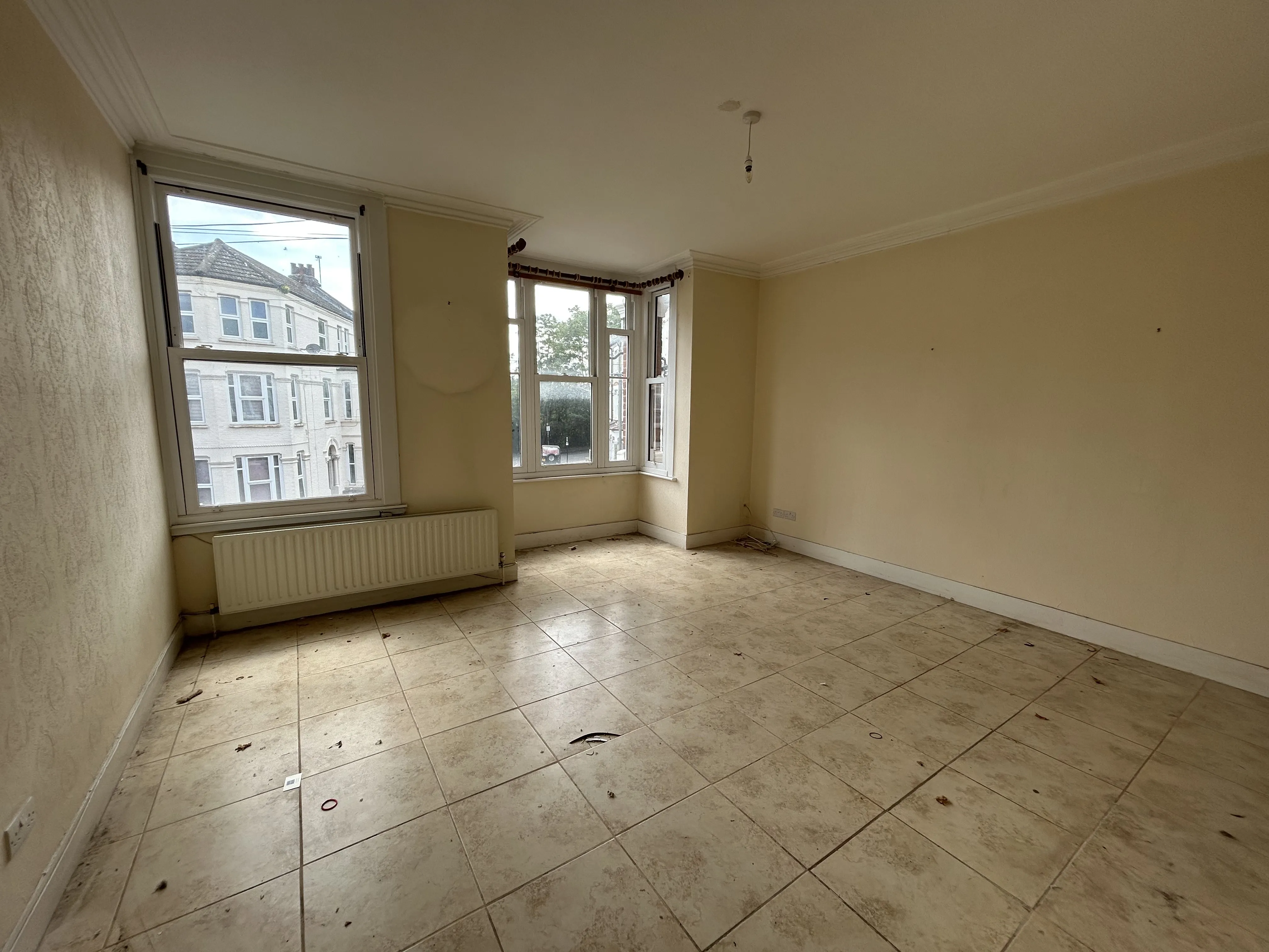 VACANT - Leasehold First and Second Floor Maisonette