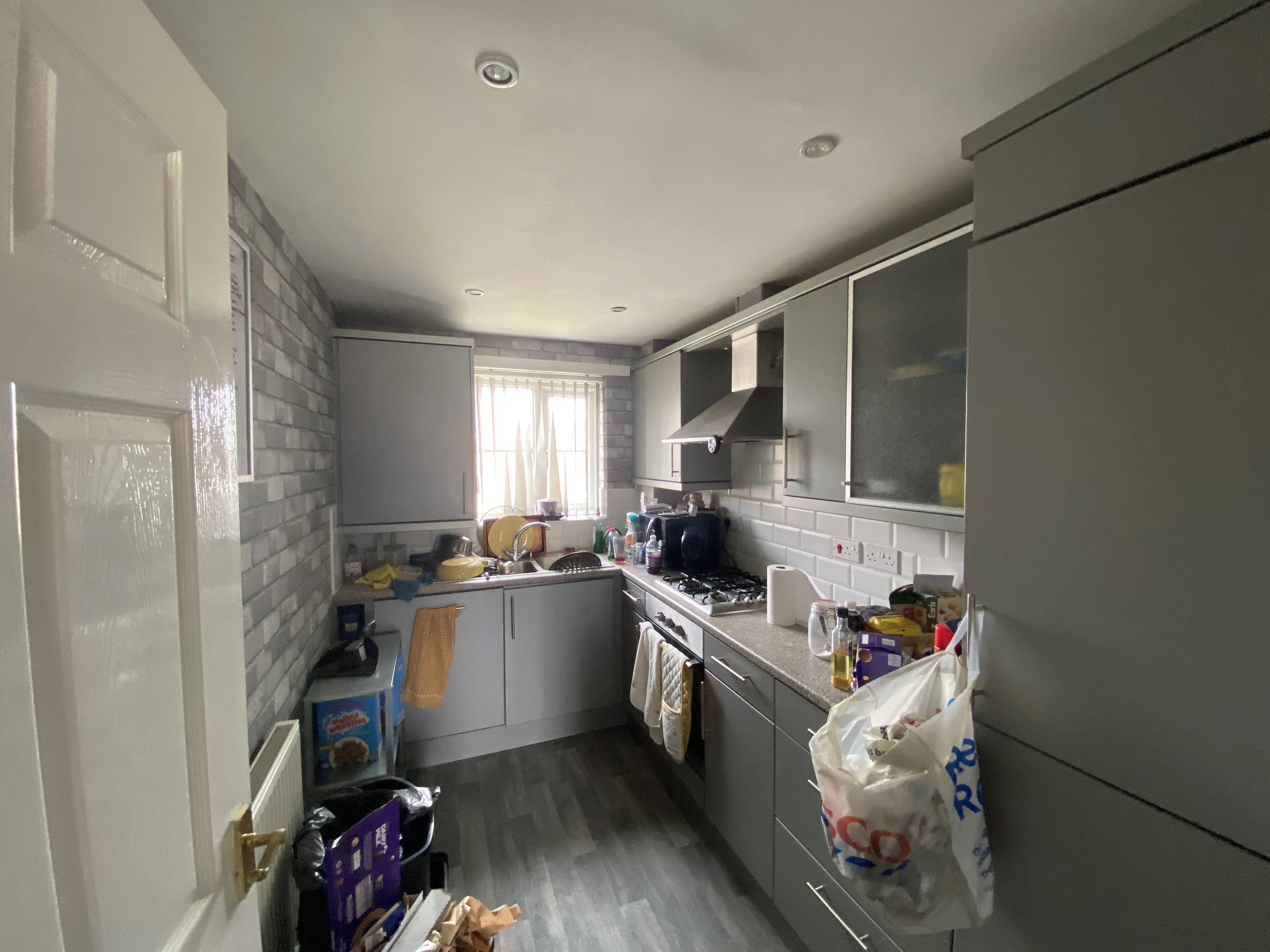 INVESTMENT - Leasehold Self Contained Second Floor Flat