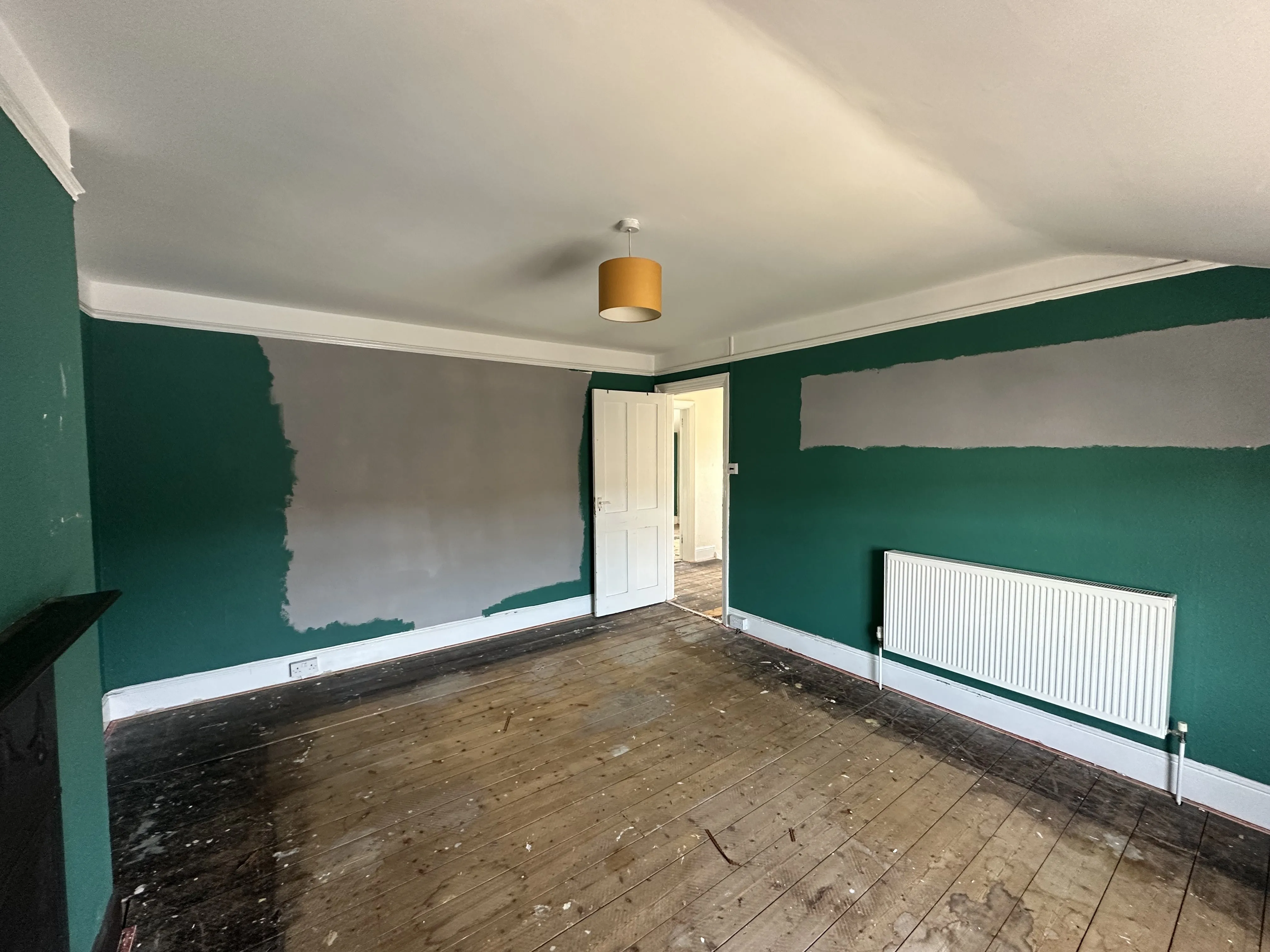 VACANT - Freehold End of Terrace Building with Potential 