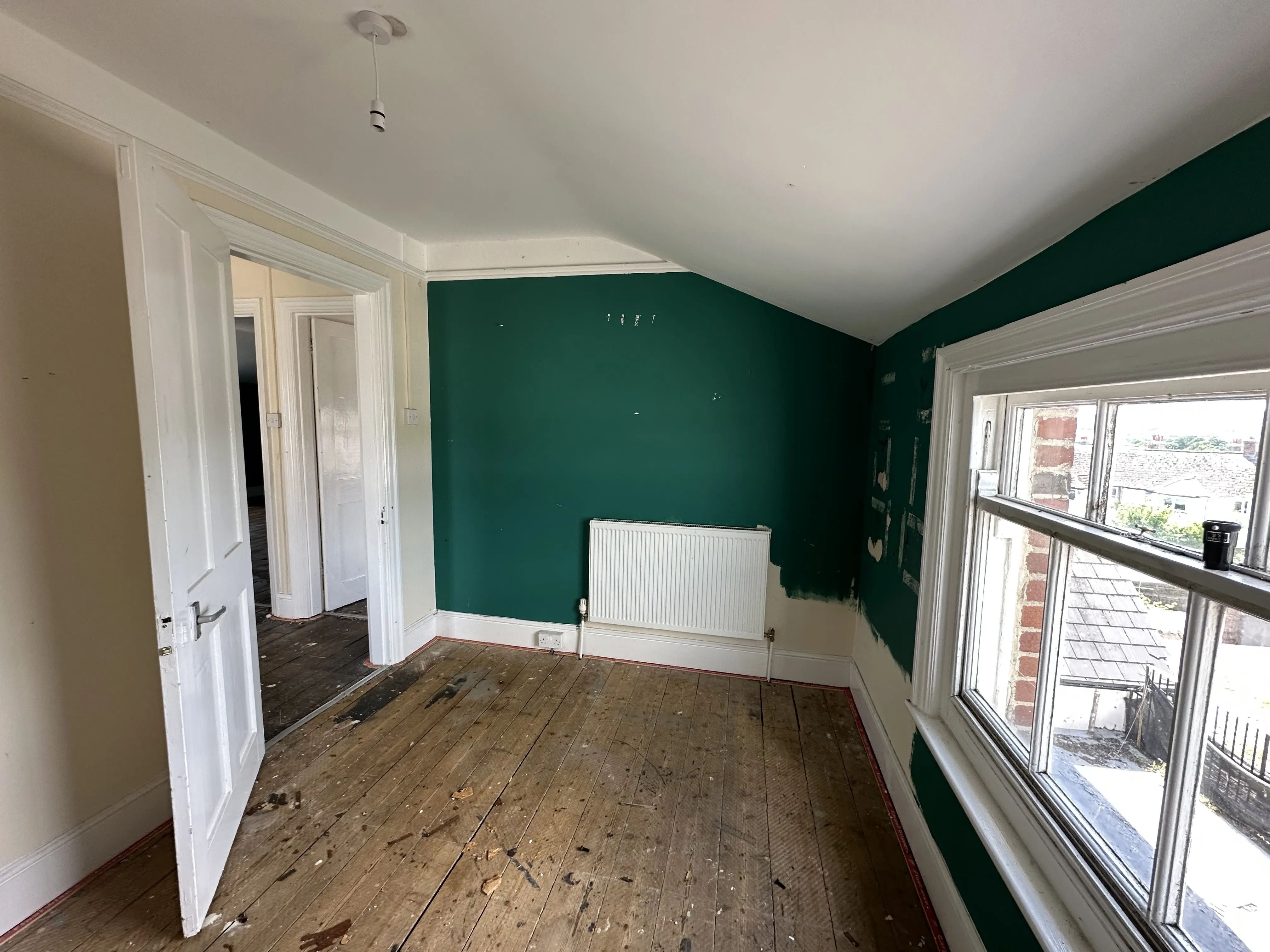 VACANT - Freehold End of Terrace Building with Potential 
