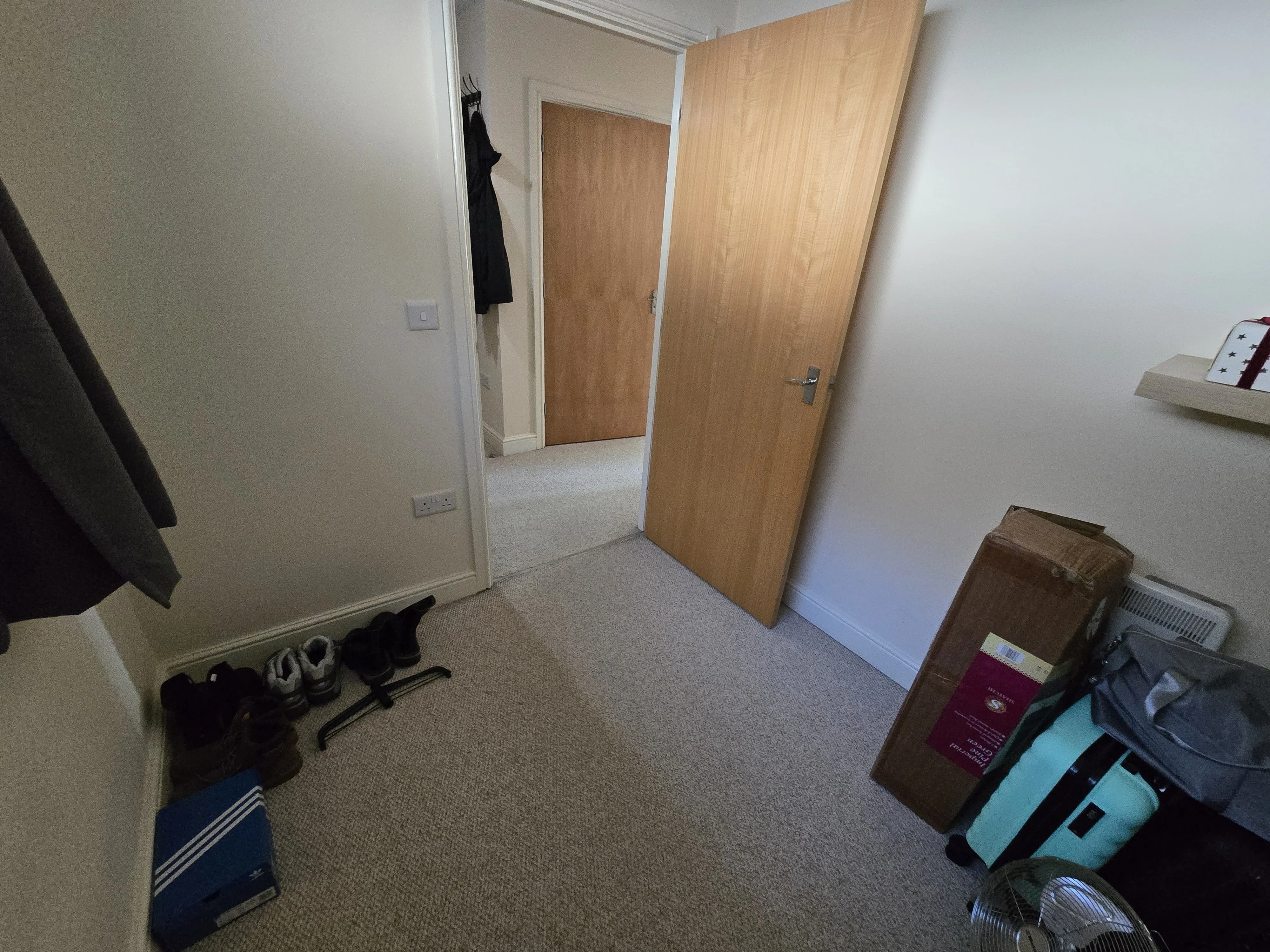 INVESTMENT - Leasehold Self Contained Top Floor Flat