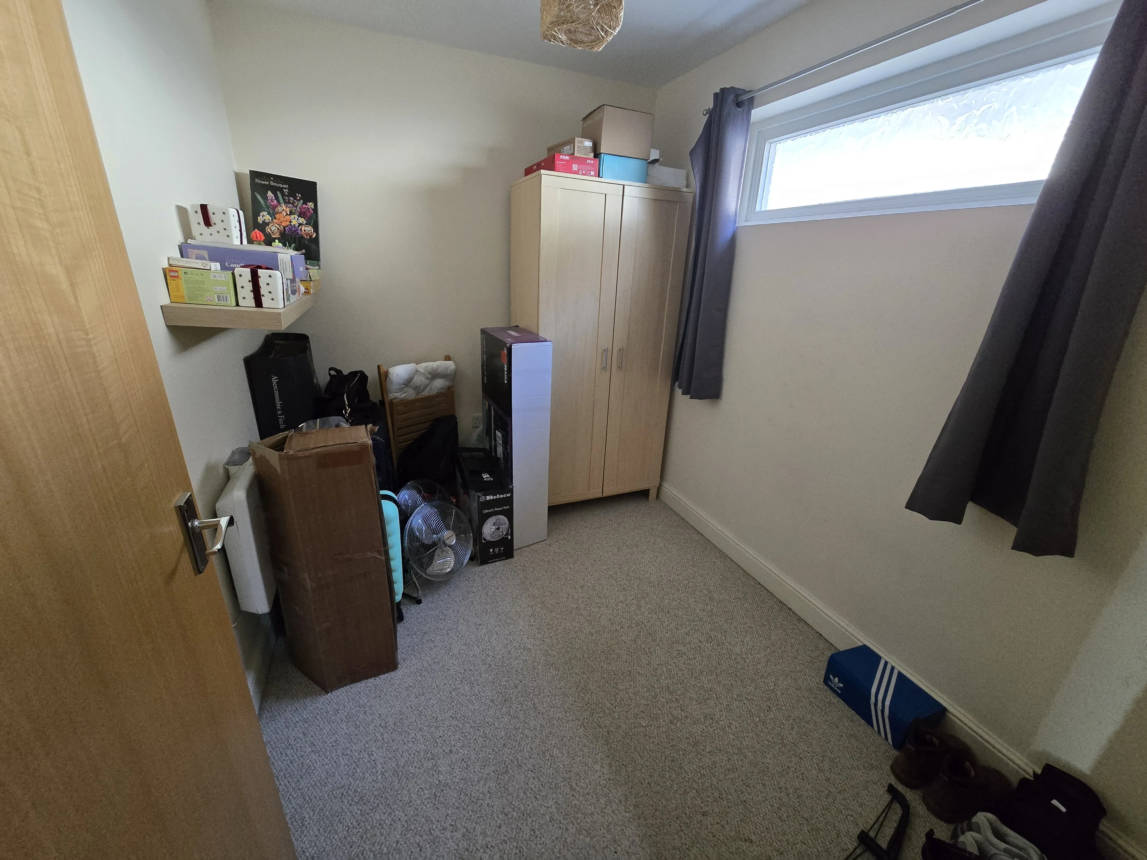 INVESTMENT - Leasehold Self Contained Top Floor Flat