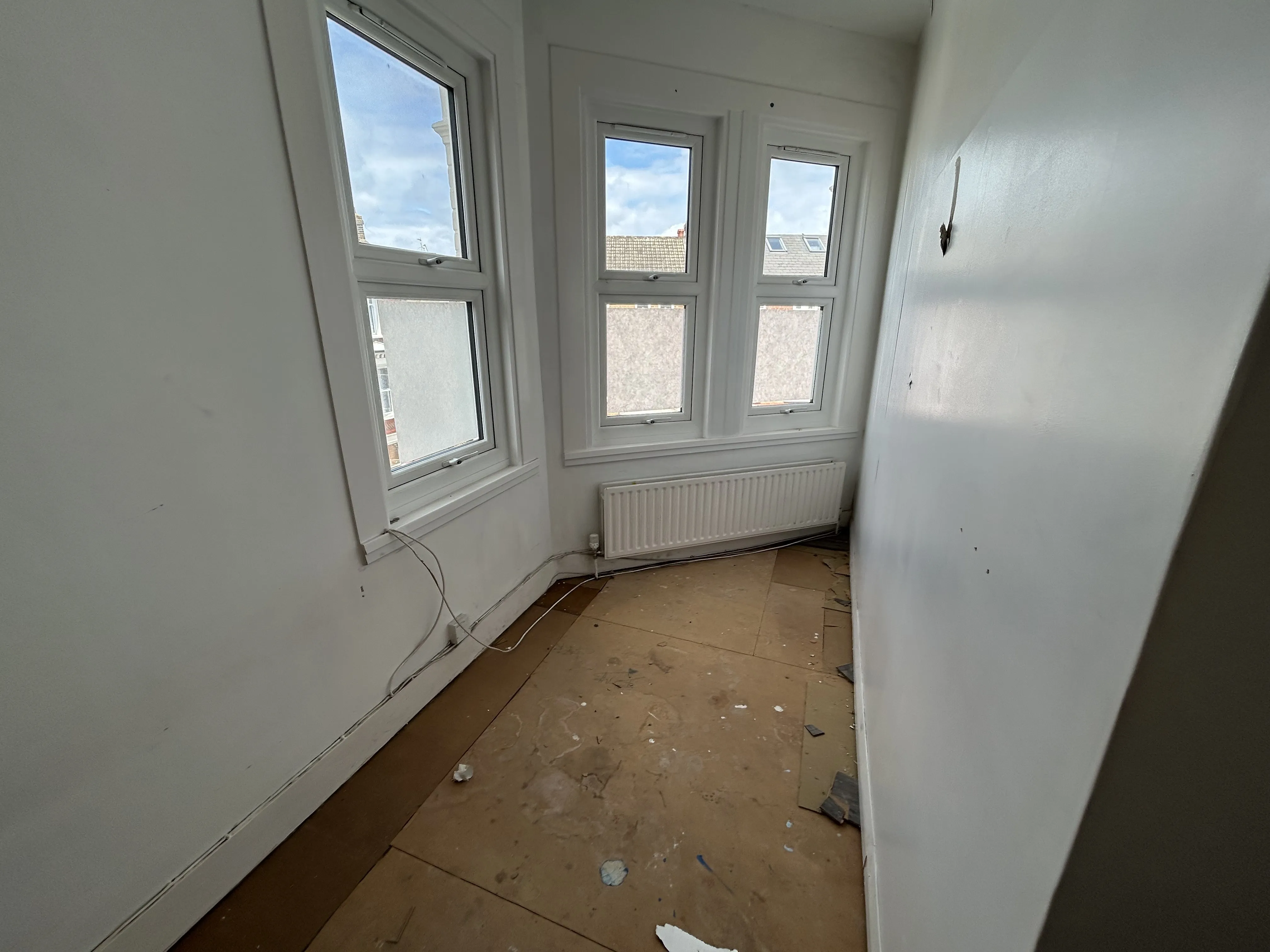 VACANT - Leasehold Self Contained Second Floor Flat